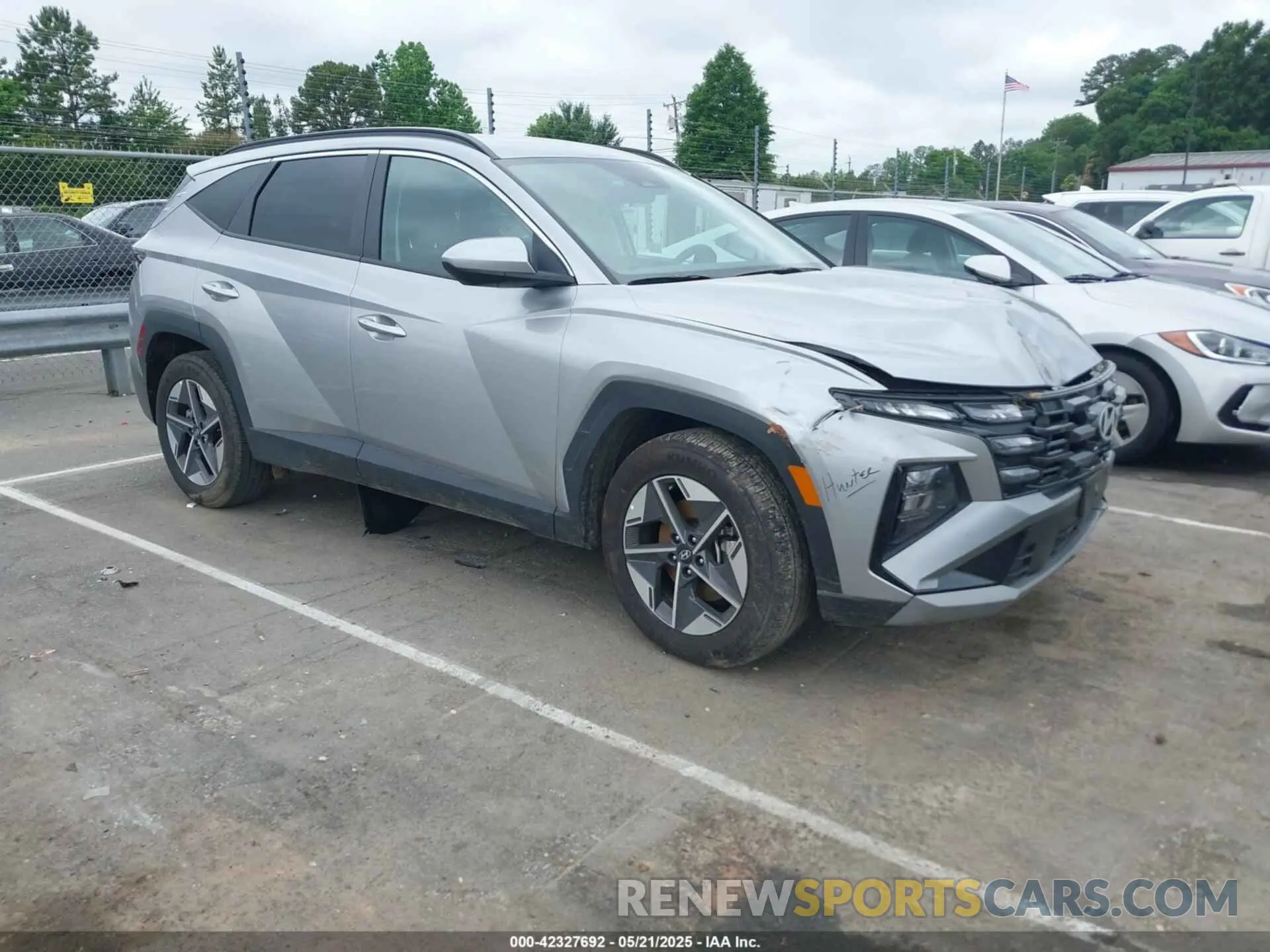 1 Photograph of a damaged car 5NMJB3DE2SH480017 HYUNDAI TUCSON 2025