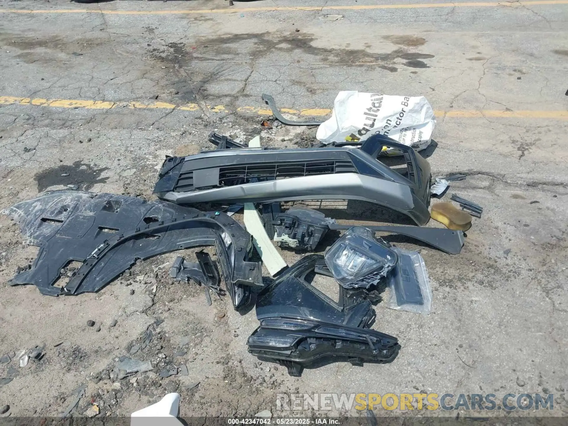 12 Photograph of a damaged car 5NMJB3DE3SH447706 HYUNDAI TUCSON 2025