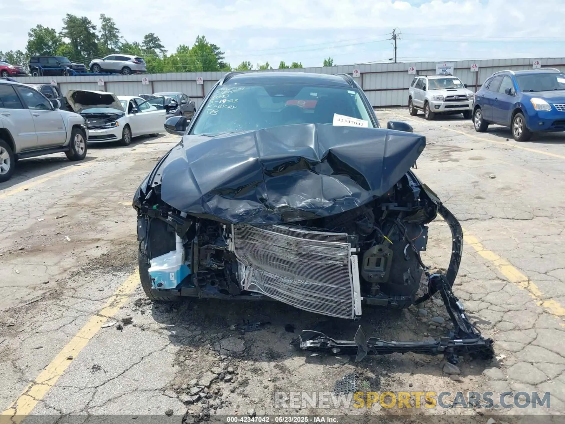 13 Photograph of a damaged car 5NMJB3DE3SH447706 HYUNDAI TUCSON 2025
