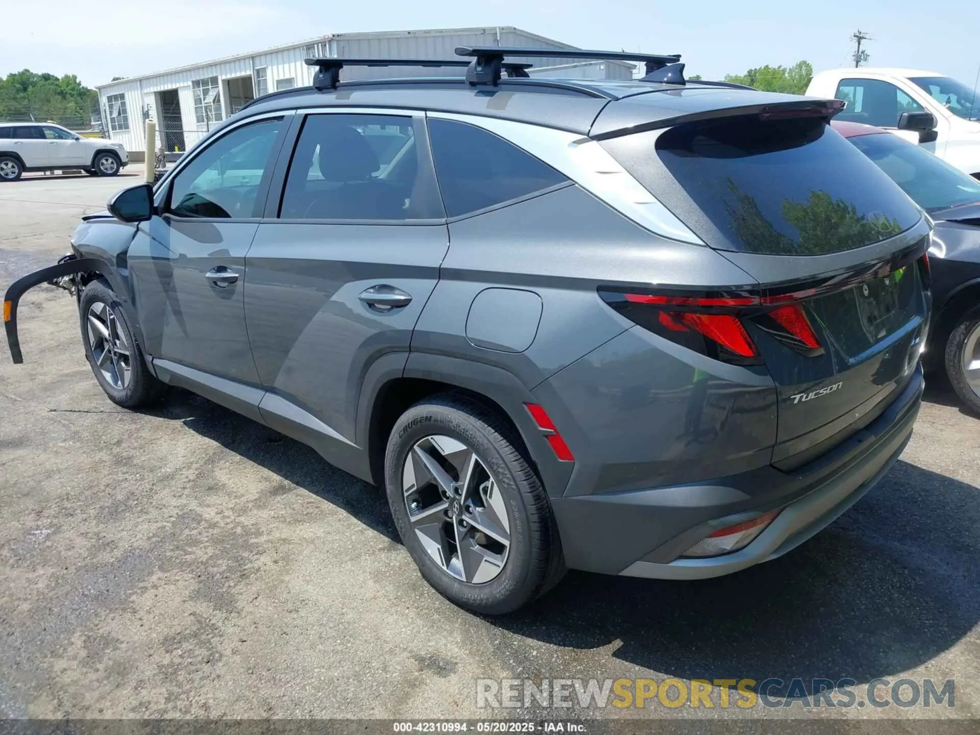 3 Photograph of a damaged car 5NMJB3DE3SH473786 HYUNDAI TUCSON 2025
