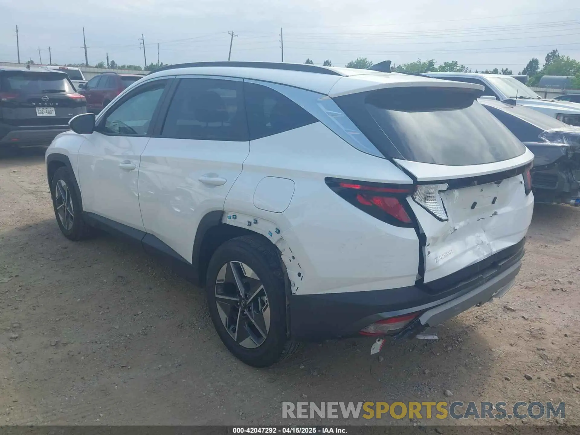 3 Photograph of a damaged car 5NMJB3DE3SH507693 HYUNDAI TUCSON 2025