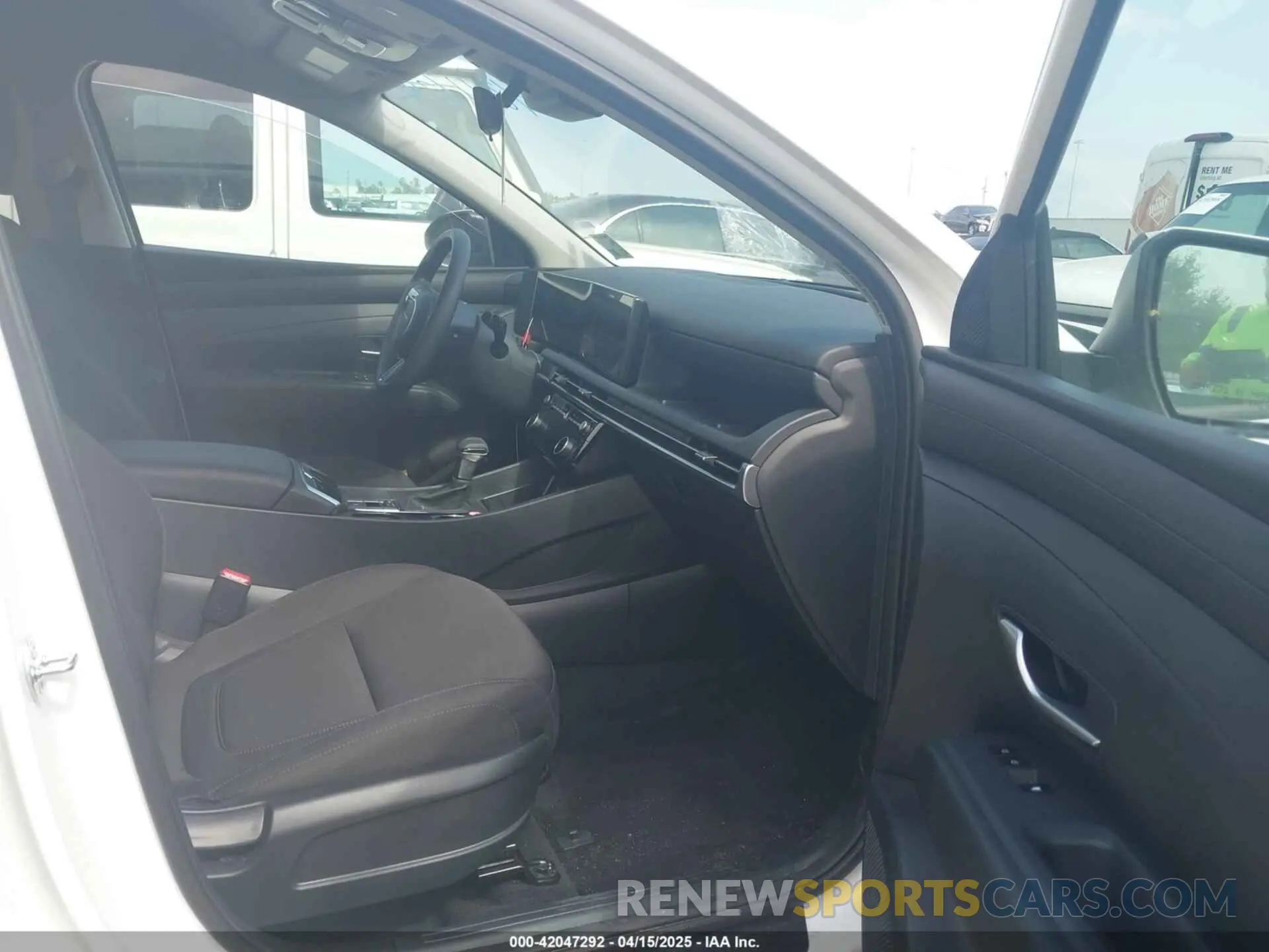 5 Photograph of a damaged car 5NMJB3DE3SH507693 HYUNDAI TUCSON 2025