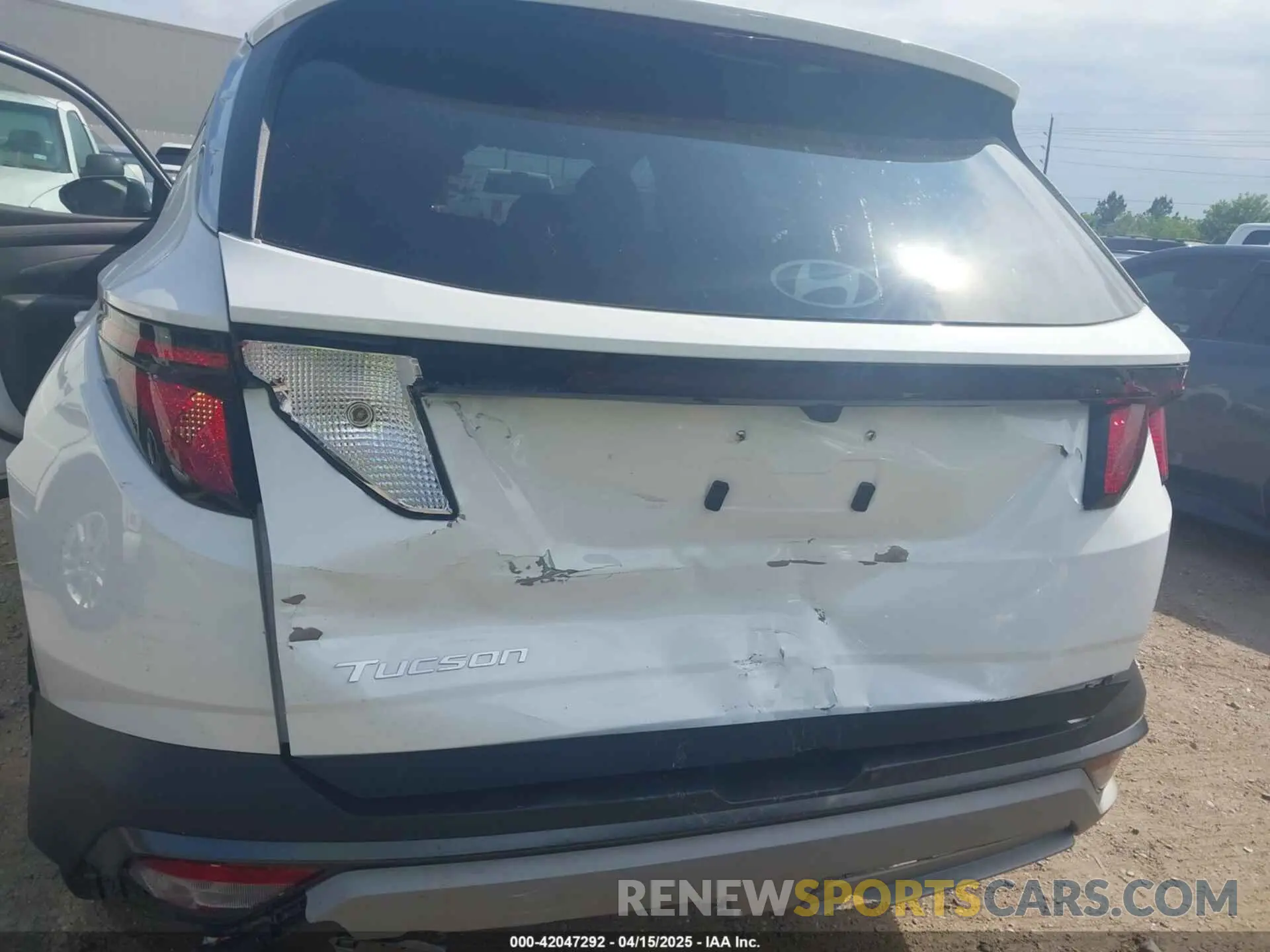 6 Photograph of a damaged car 5NMJB3DE3SH507693 HYUNDAI TUCSON 2025