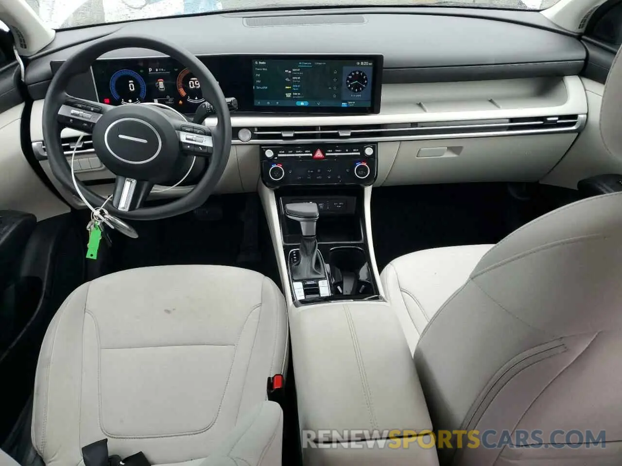 8 Photograph of a damaged car 5NMJB3DE4SH477247 HYUNDAI TUCSON 2025