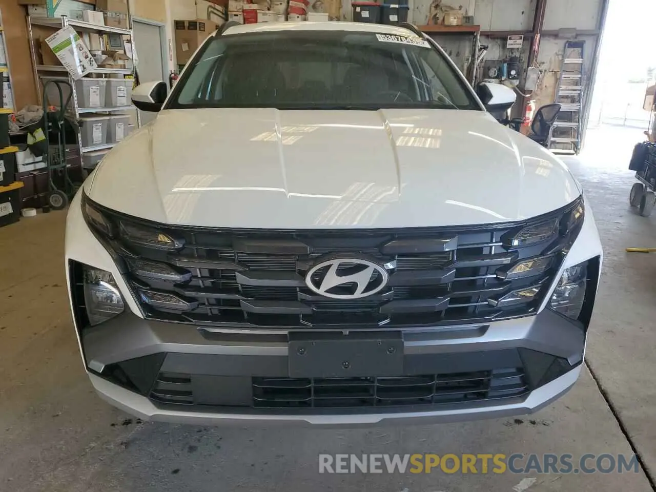 5 Photograph of a damaged car 5NMJB3DE4SH539262 HYUNDAI TUCSON 2025