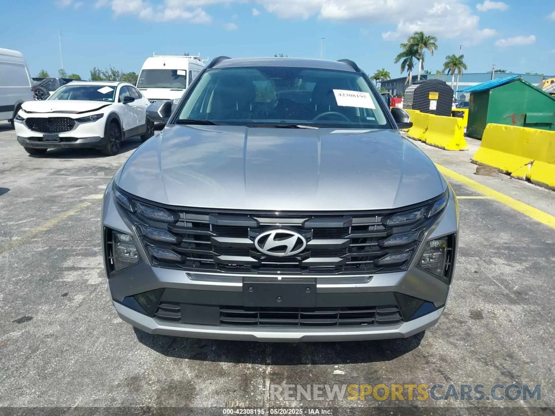 13 Photograph of a damaged car 5NMJB3DE5SH444239 HYUNDAI TUCSON 2025