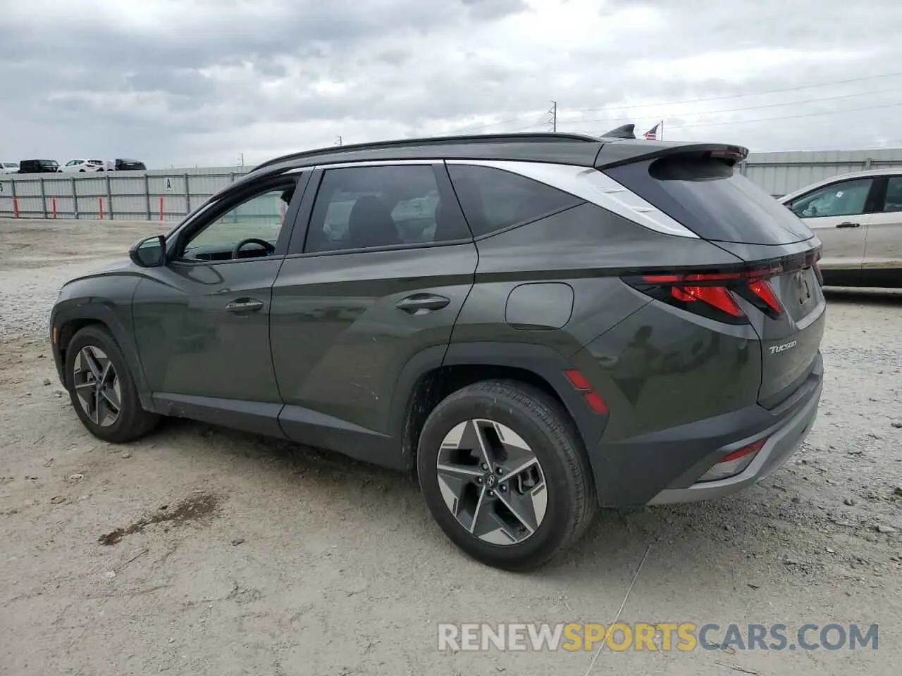 2 Photograph of a damaged car 5NMJB3DE5SH447383 HYUNDAI TUCSON 2025