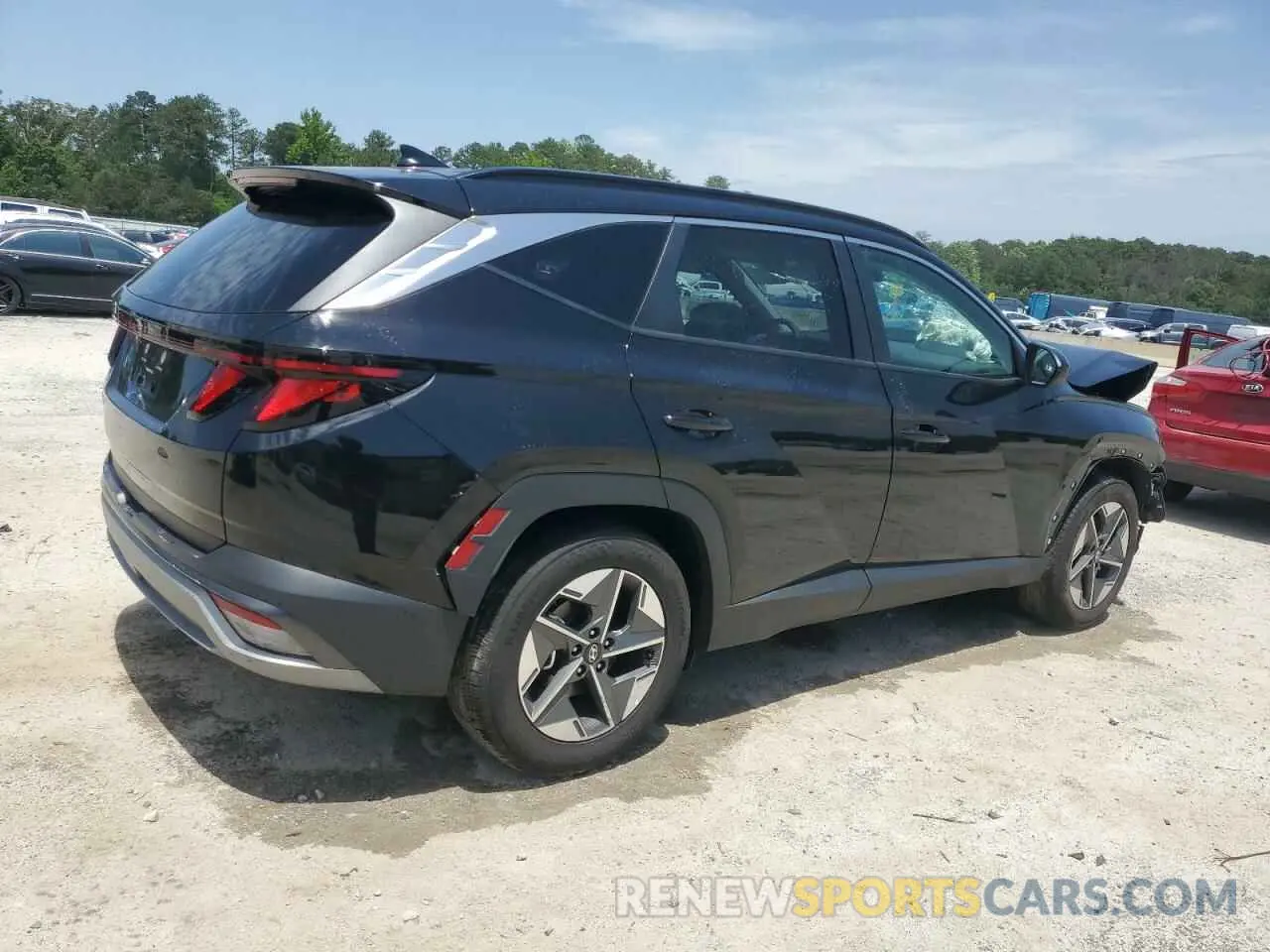 3 Photograph of a damaged car 5NMJB3DE6SH443875 HYUNDAI TUCSON 2025