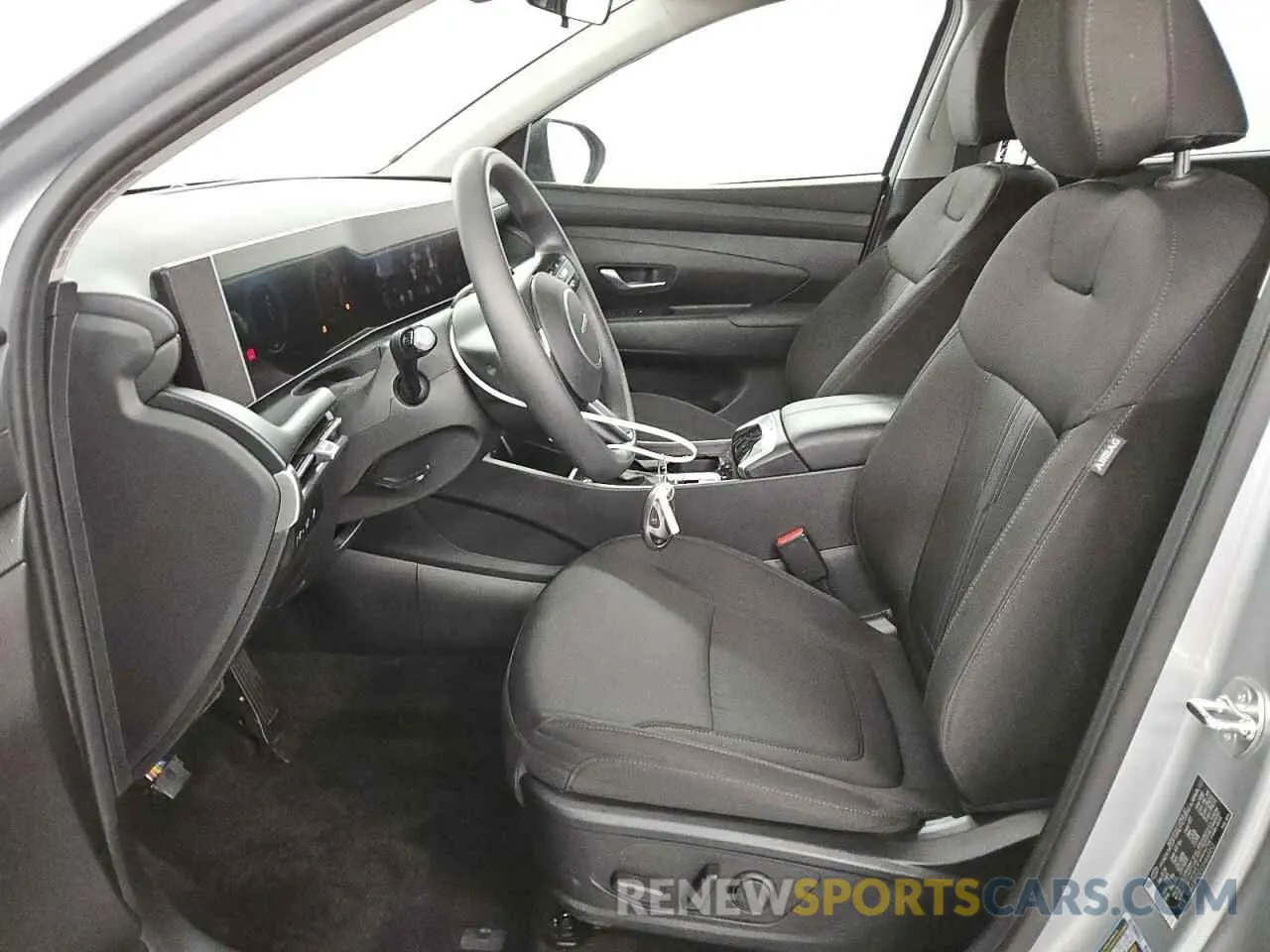 7 Photograph of a damaged car 5NMJB3DE6SH468453 HYUNDAI TUCSON 2025