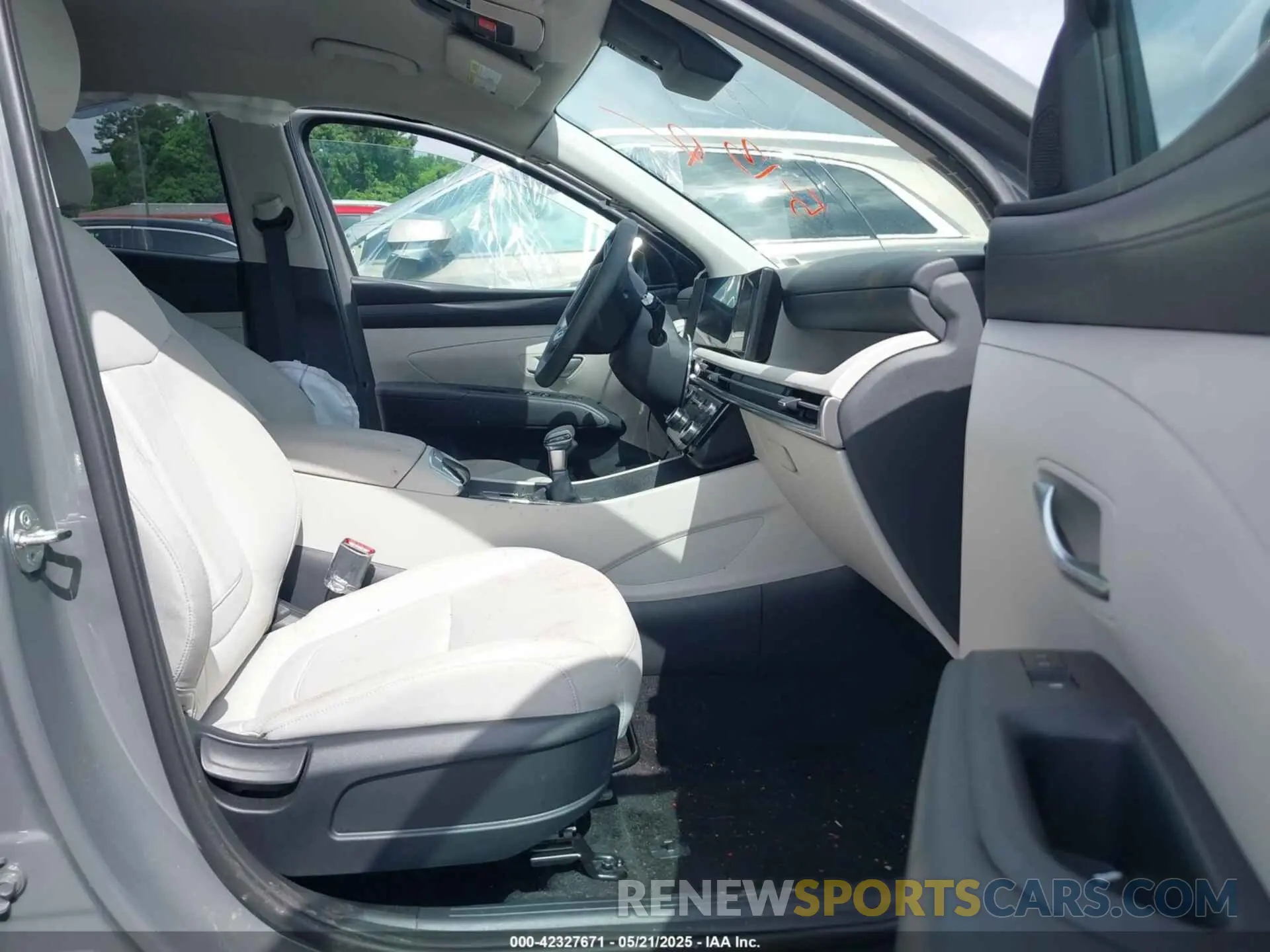 5 Photograph of a damaged car 5NMJB3DE7SH444260 HYUNDAI TUCSON 2025