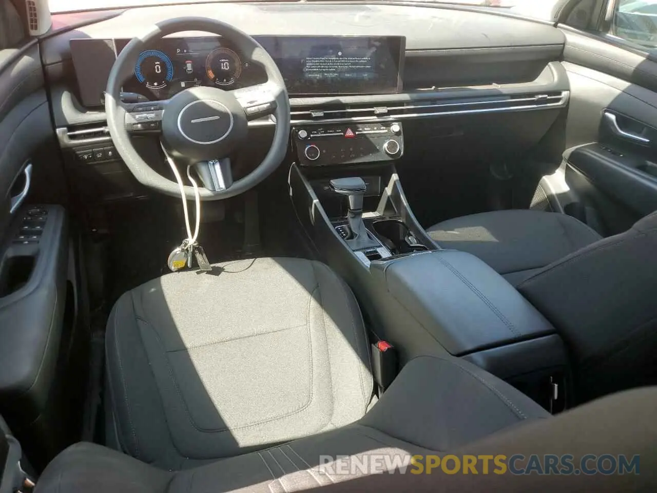 8 Photograph of a damaged car 5NMJB3DE7SH476657 HYUNDAI TUCSON 2025