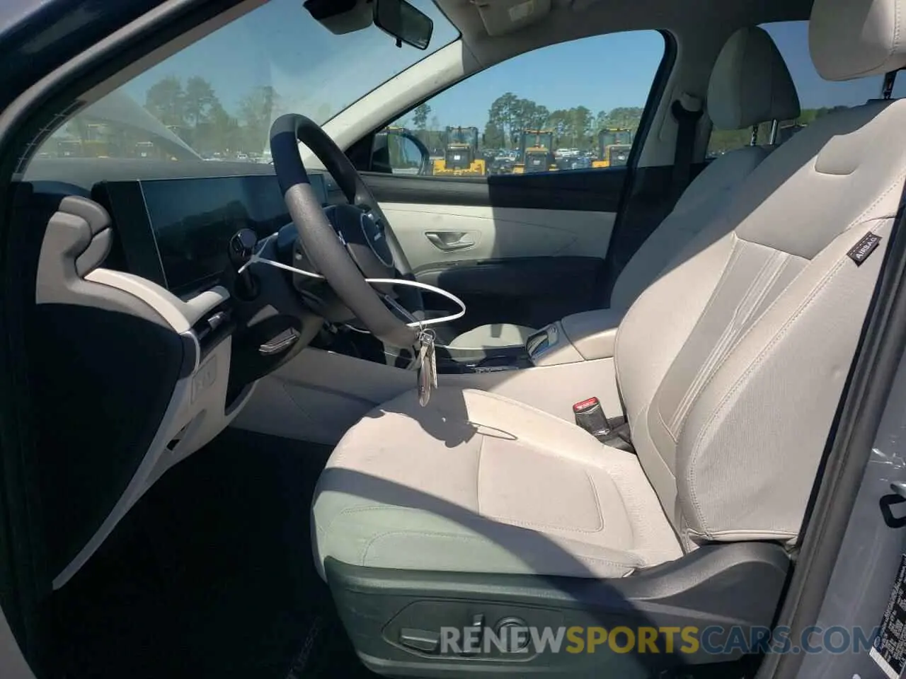 7 Photograph of a damaged car 5NMJB3DE8SH450570 HYUNDAI TUCSON 2025