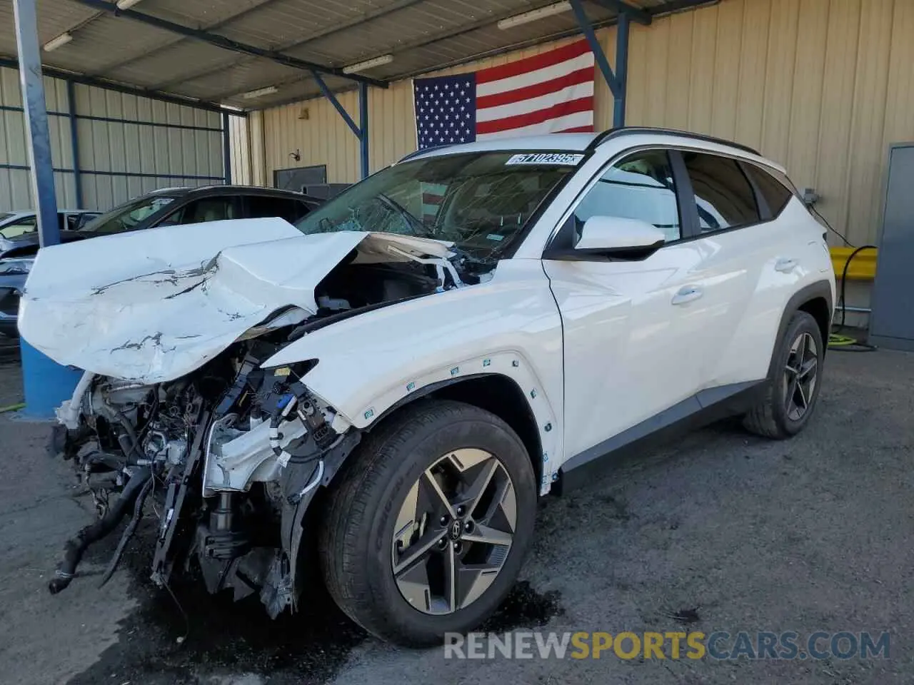 1 Photograph of a damaged car 5NMJB3DE8SH517006 HYUNDAI TUCSON 2025