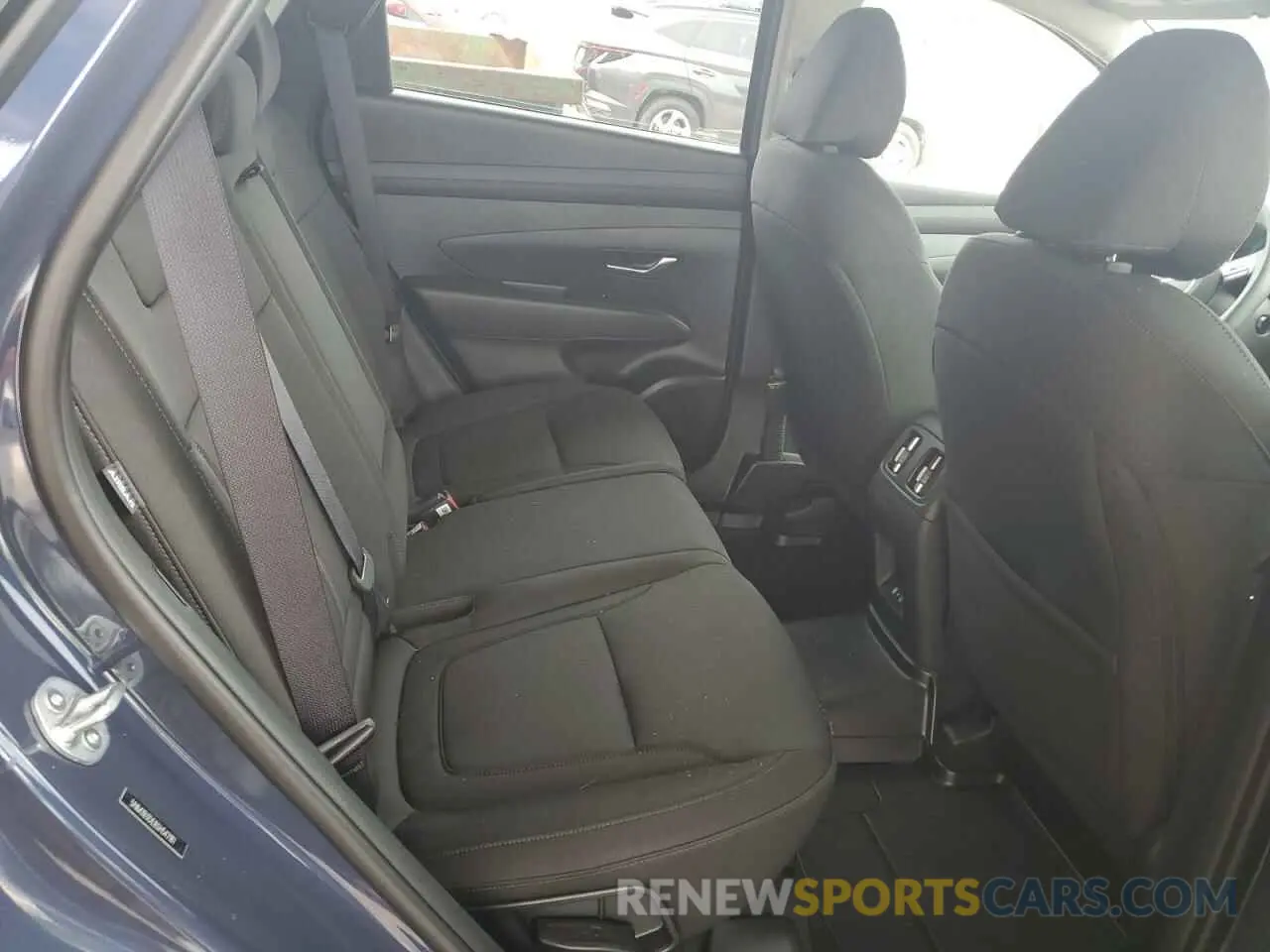 11 Photograph of a damaged car 5NMJB3DE8SH542181 HYUNDAI TUCSON 2025