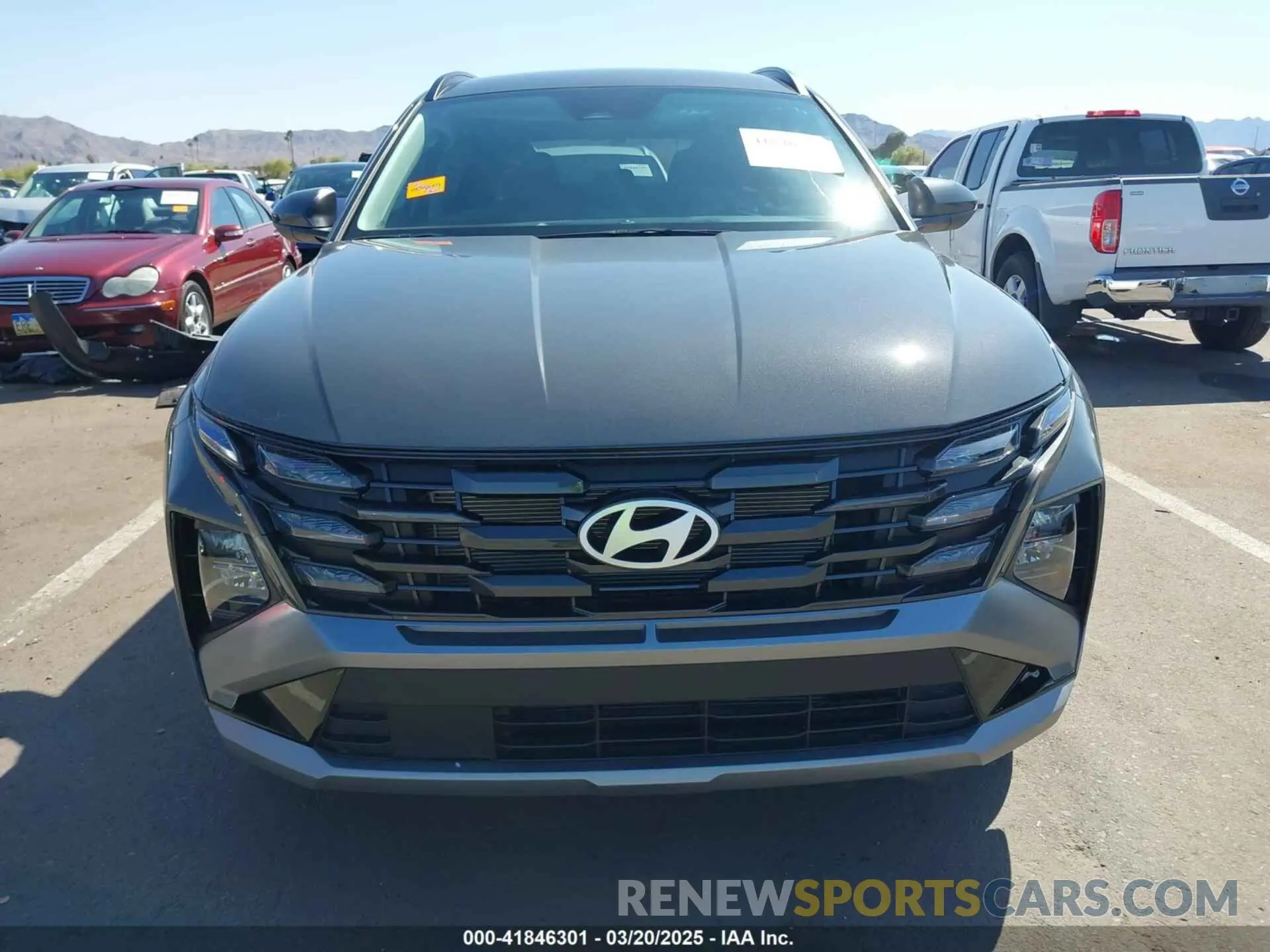 13 Photograph of a damaged car 5NMJB3DE9SH534705 HYUNDAI TUCSON 2025