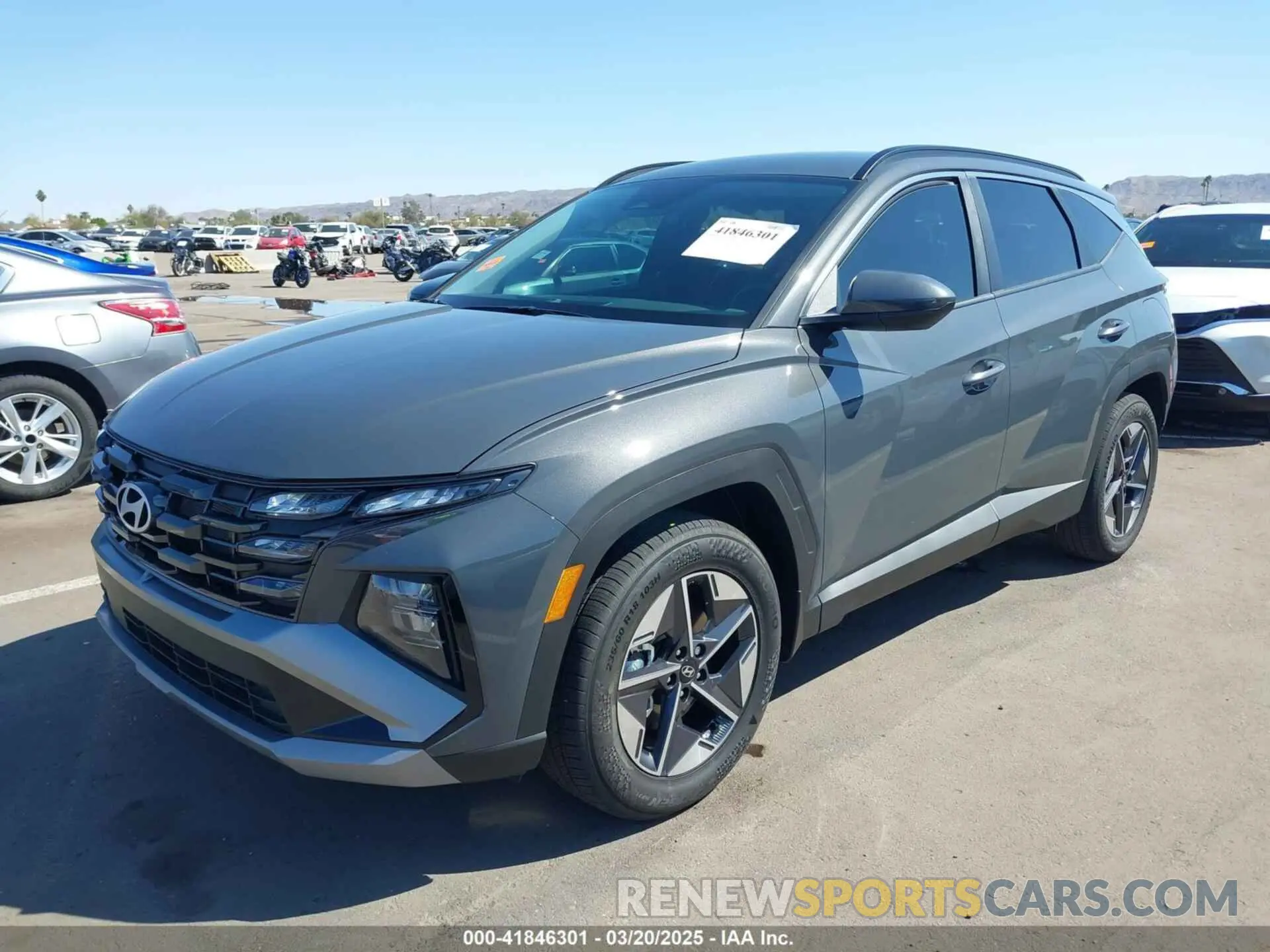 2 Photograph of a damaged car 5NMJB3DE9SH534705 HYUNDAI TUCSON 2025