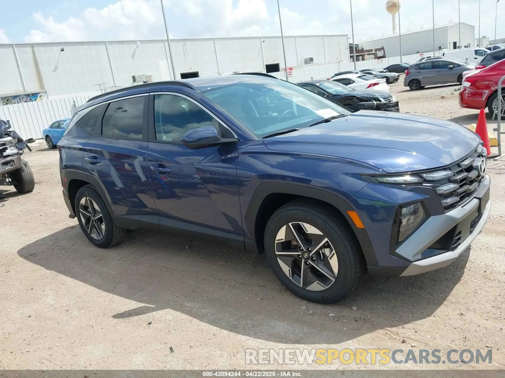 13 Photograph of a damaged car 5NMJB3DE9SH545428 HYUNDAI TUCSON 2025