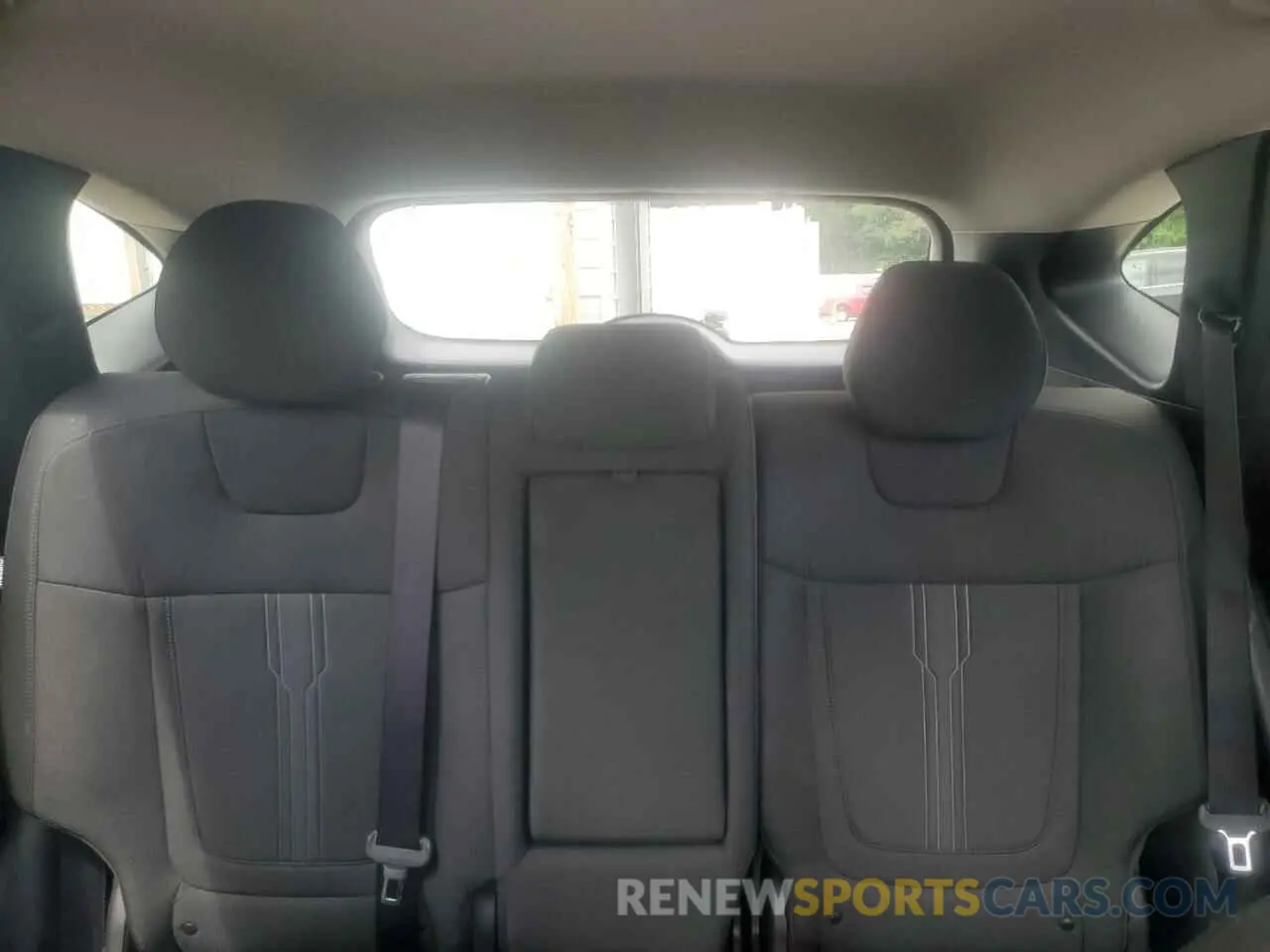 10 Photograph of a damaged car 5NMJB3DEXSH491461 HYUNDAI TUCSON 2025