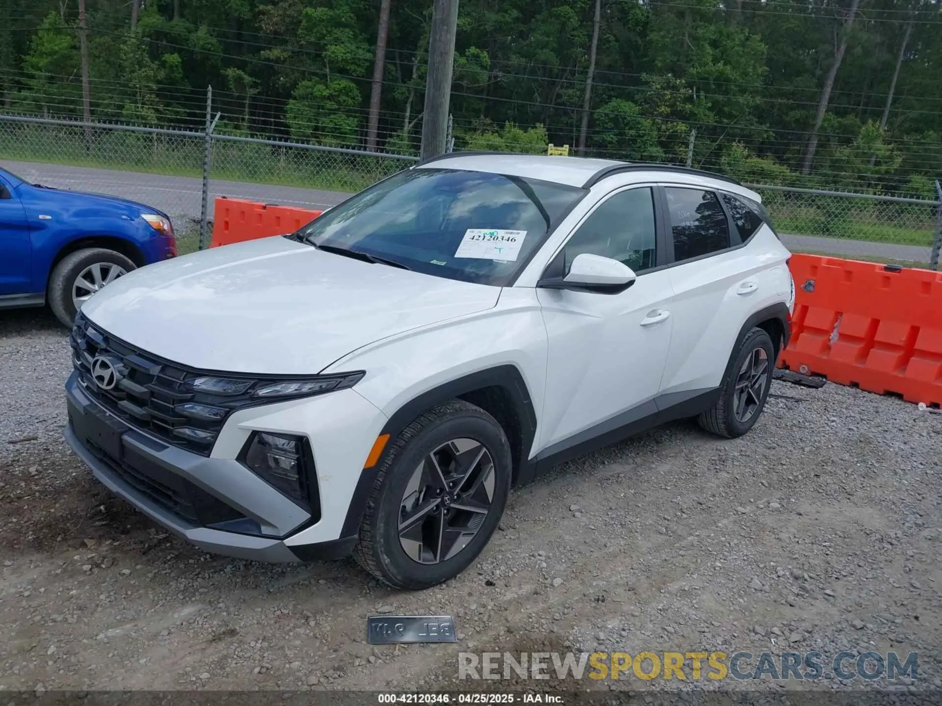 2 Photograph of a damaged car 5NMJB3DEXSH516827 HYUNDAI TUCSON 2025