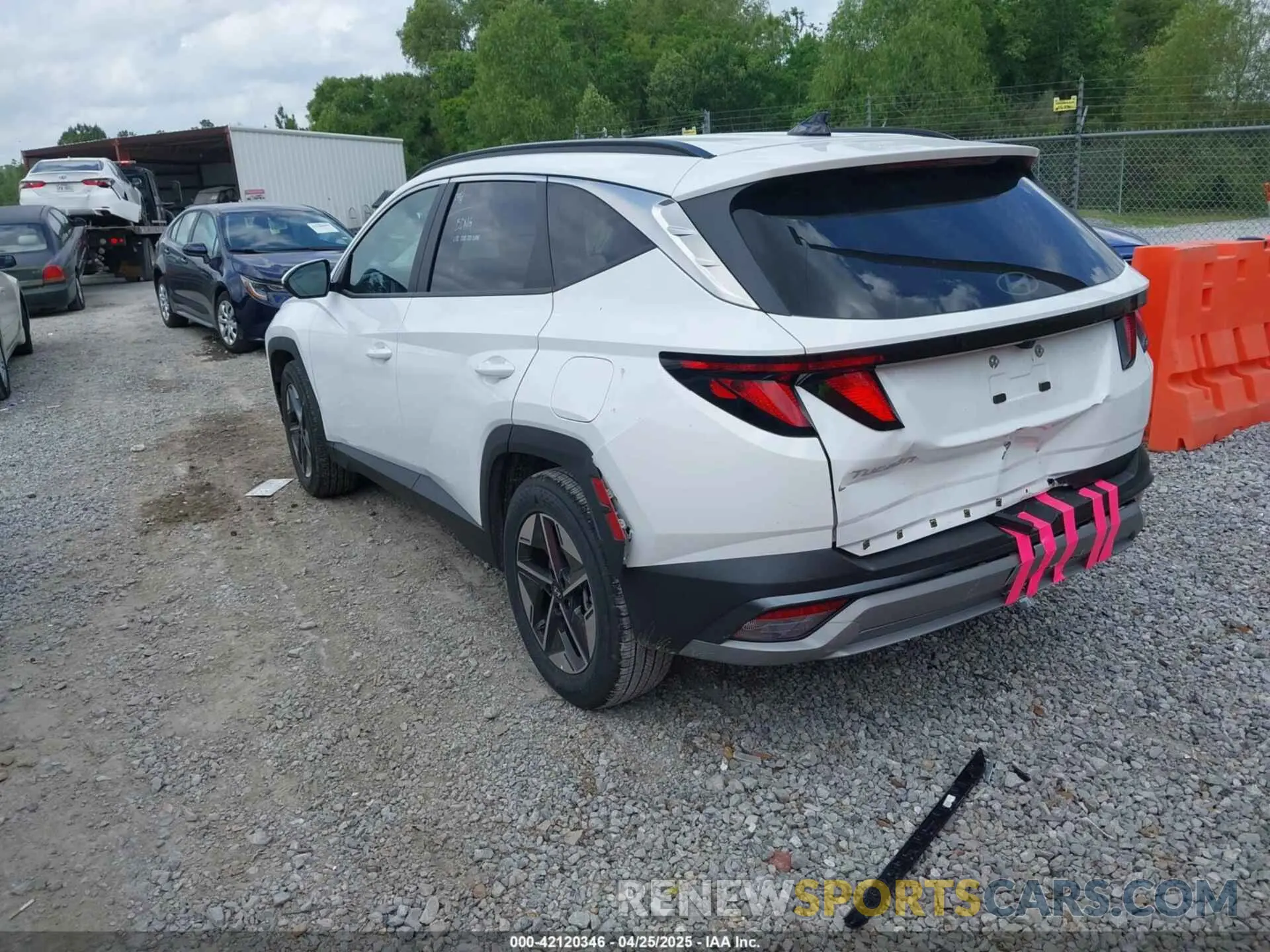 3 Photograph of a damaged car 5NMJB3DEXSH516827 HYUNDAI TUCSON 2025