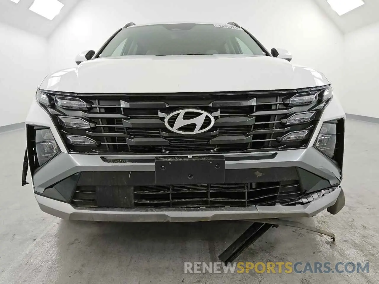 5 Photograph of a damaged car 5NMJB3DEXSH535975 HYUNDAI TUCSON 2025