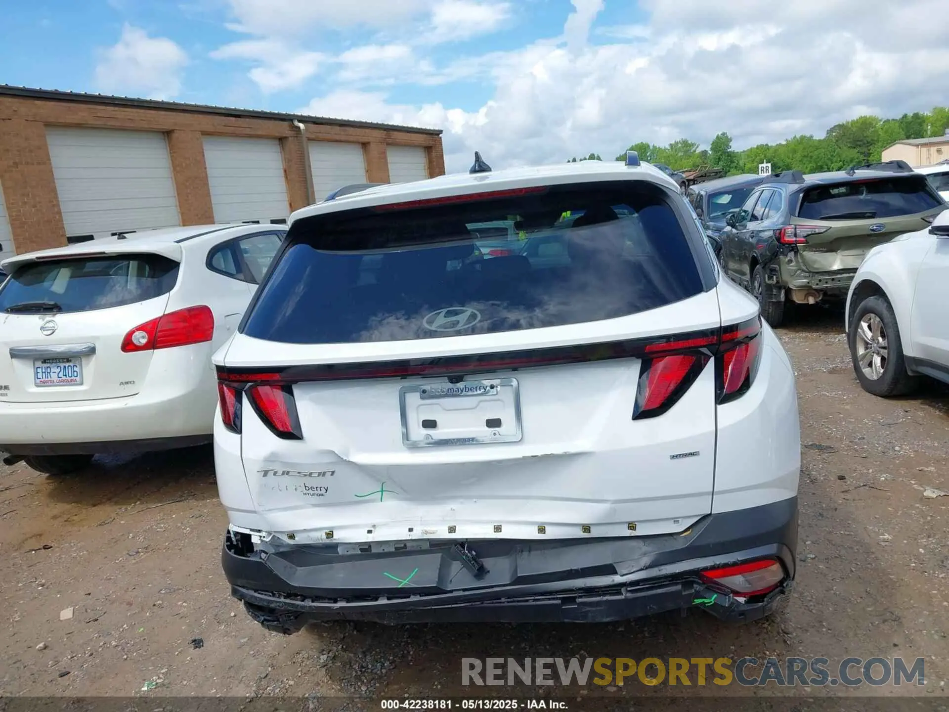 16 Photograph of a damaged car 5NMJBCDE0SH450093 HYUNDAI TUCSON 2025