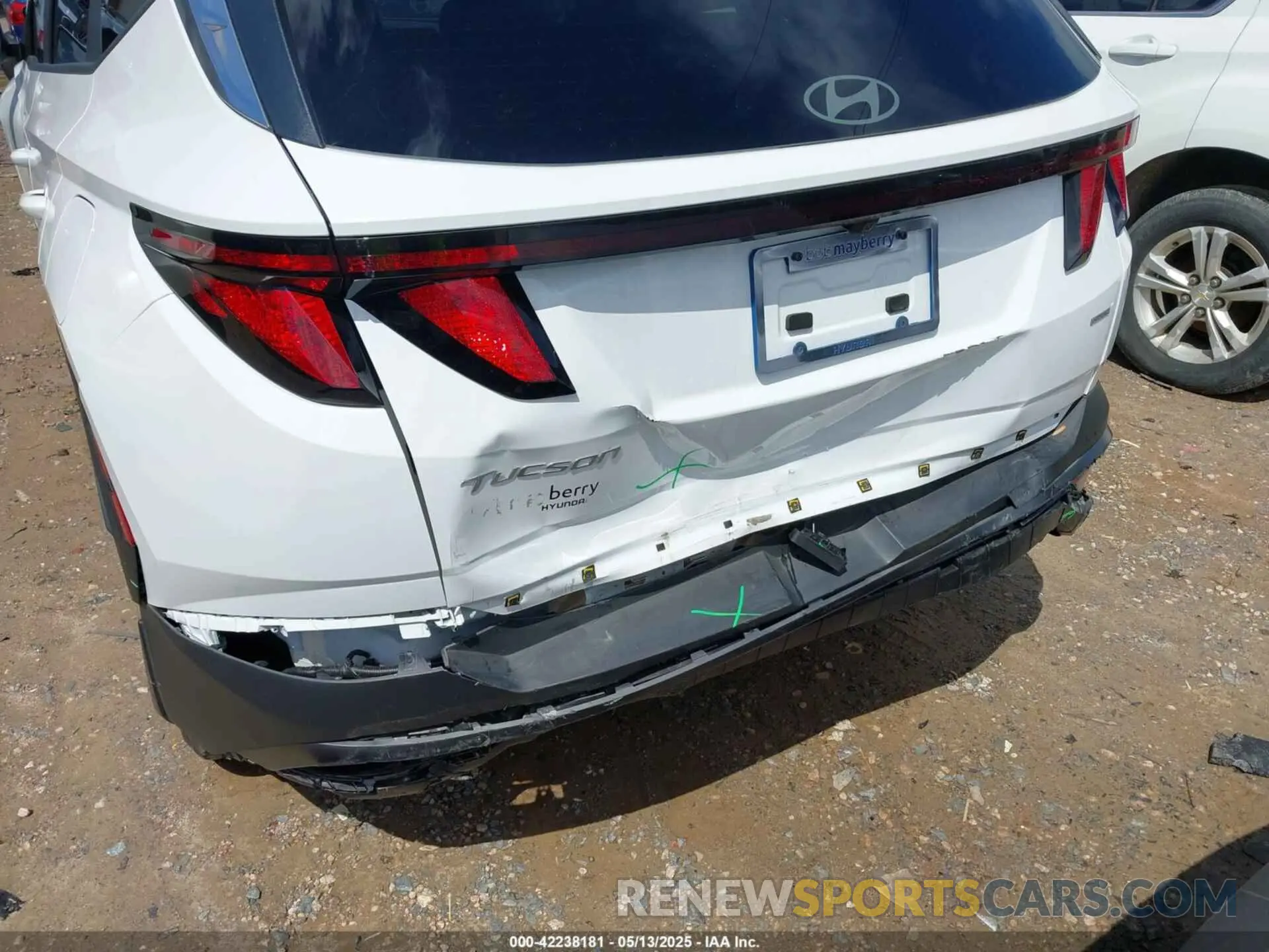 6 Photograph of a damaged car 5NMJBCDE0SH450093 HYUNDAI TUCSON 2025