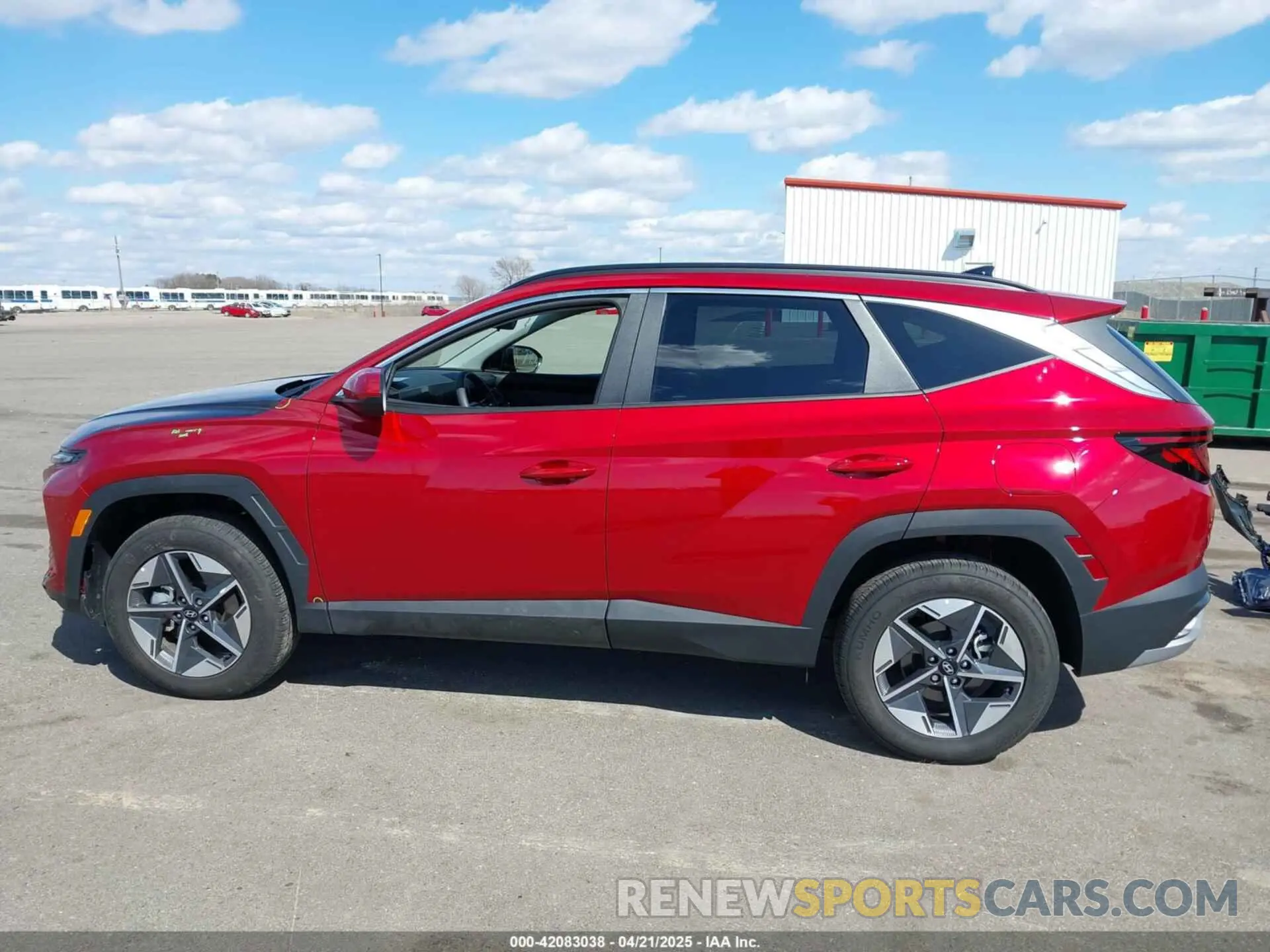 15 Photograph of a damaged car 5NMJBCDE1SH451558 HYUNDAI TUCSON 2025