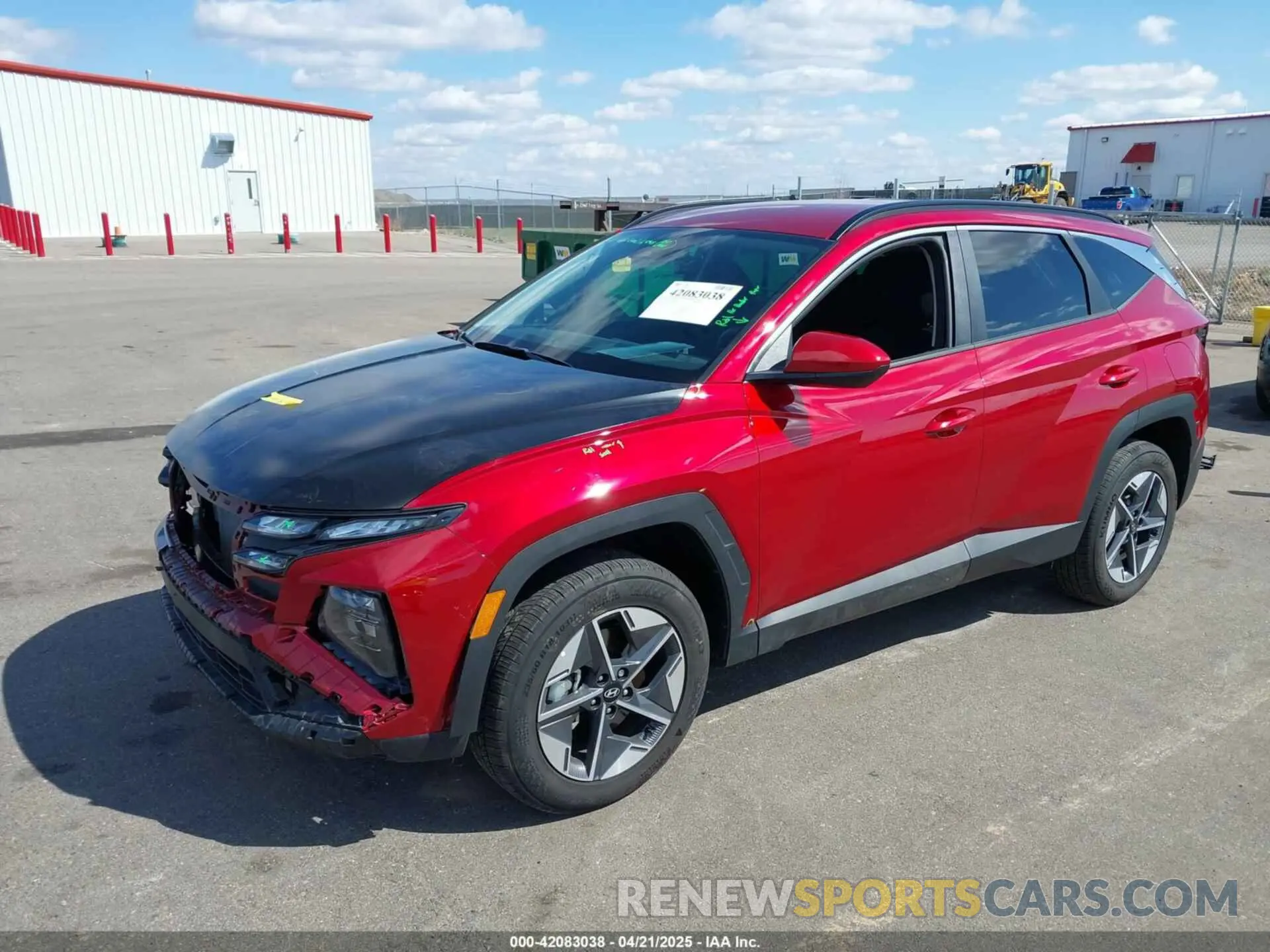 2 Photograph of a damaged car 5NMJBCDE1SH451558 HYUNDAI TUCSON 2025