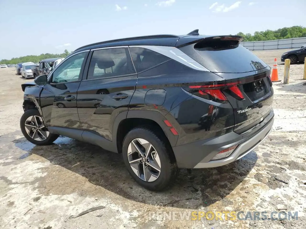 2 Photograph of a damaged car 5NMJBCDE1SH495155 HYUNDAI TUCSON 2025