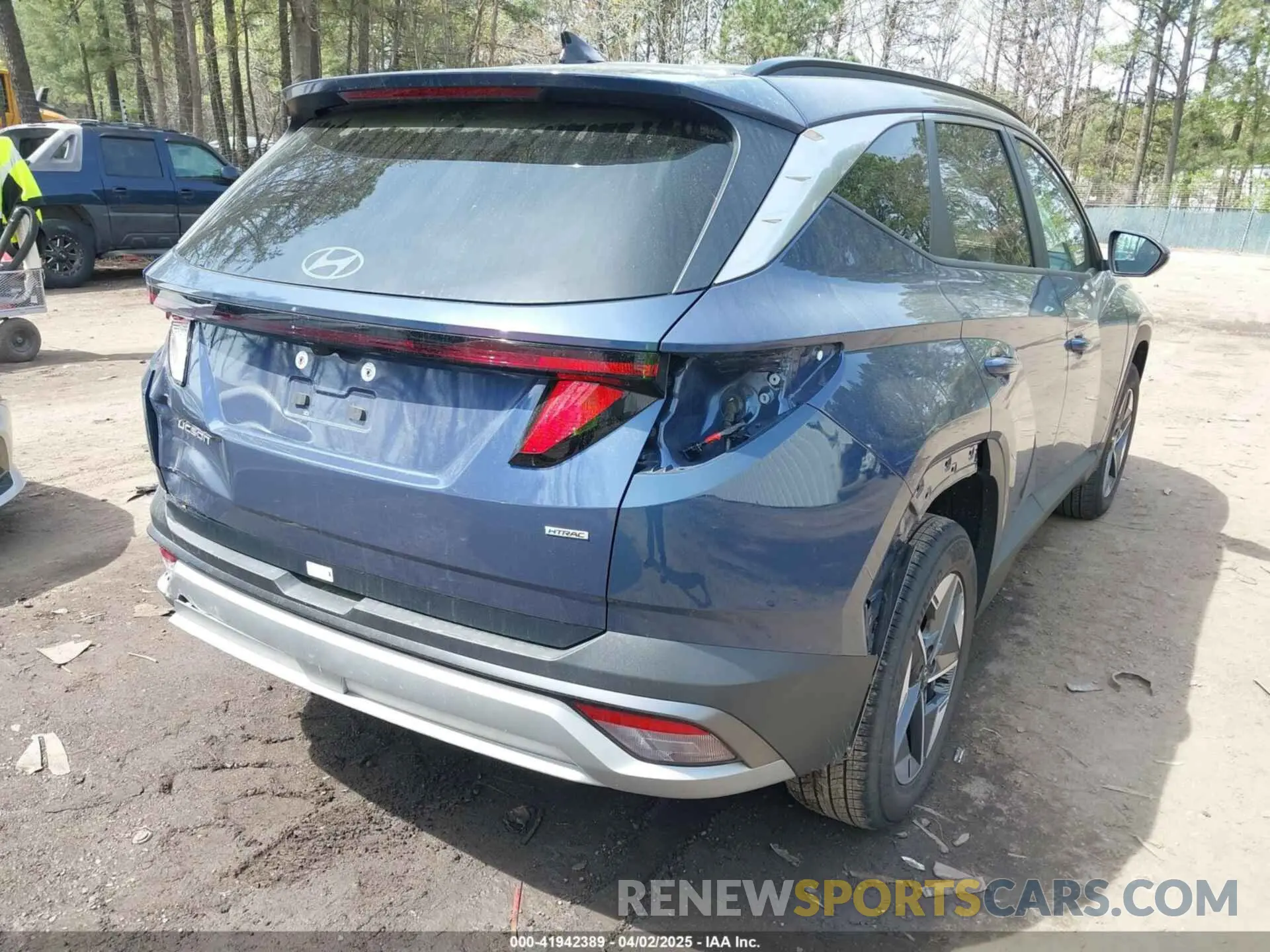 4 Photograph of a damaged car 5NMJBCDE2SH464254 HYUNDAI TUCSON 2025