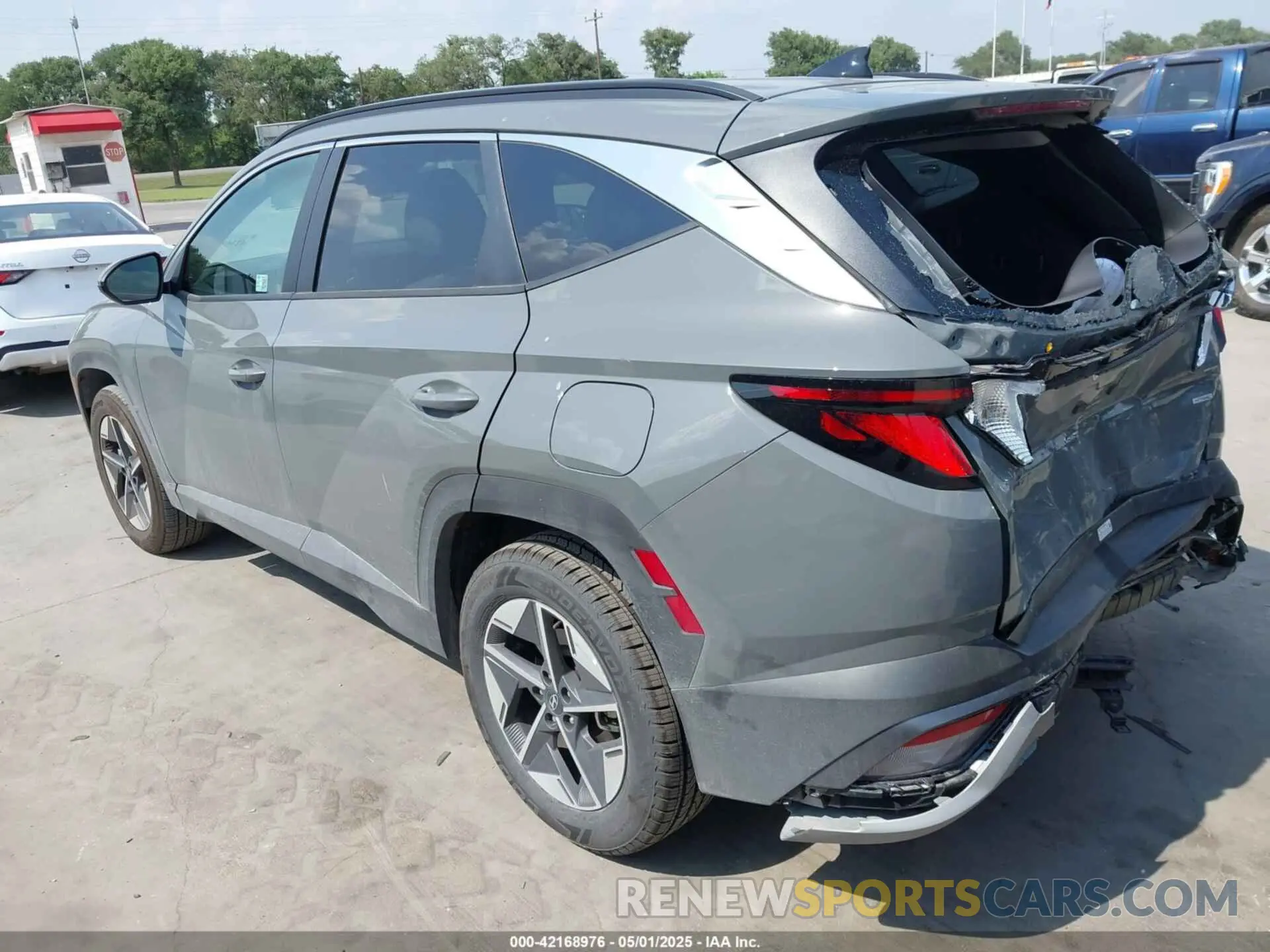 3 Photograph of a damaged car 5NMJBCDE2SH481460 HYUNDAI TUCSON 2025