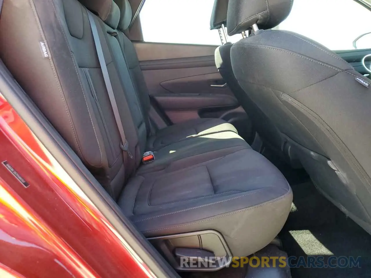 11 Photograph of a damaged car 5NMJBCDE2SH483337 HYUNDAI TUCSON 2025