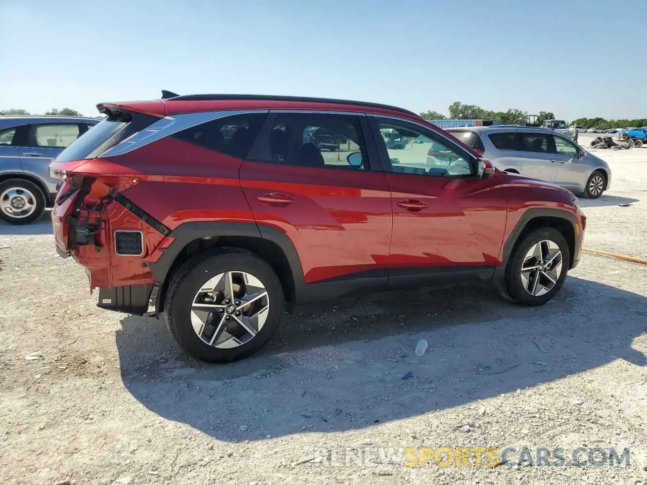 3 Photograph of a damaged car 5NMJBCDE2SH483337 HYUNDAI TUCSON 2025