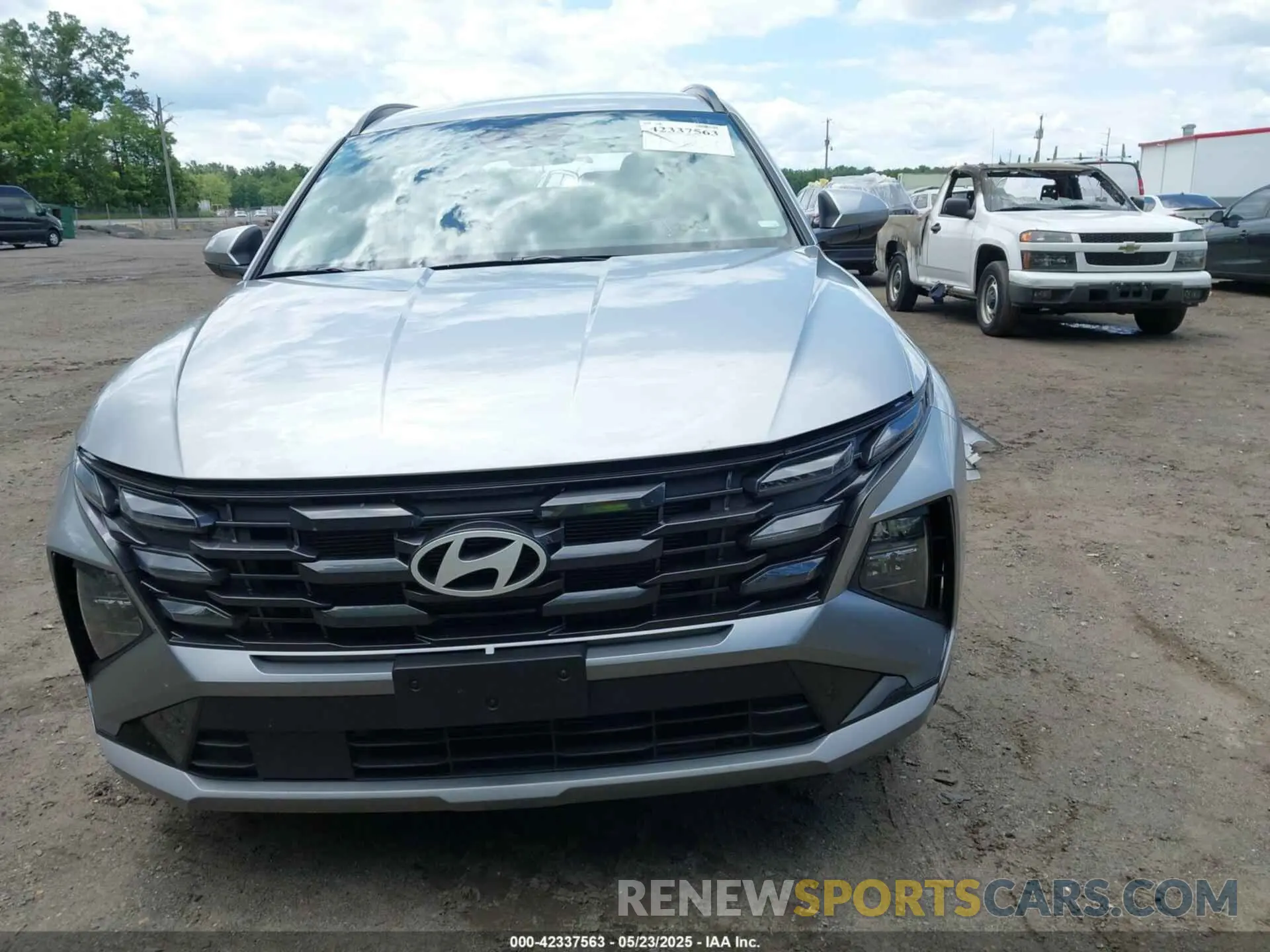 11 Photograph of a damaged car 5NMJBCDE2SH491082 HYUNDAI TUCSON 2025