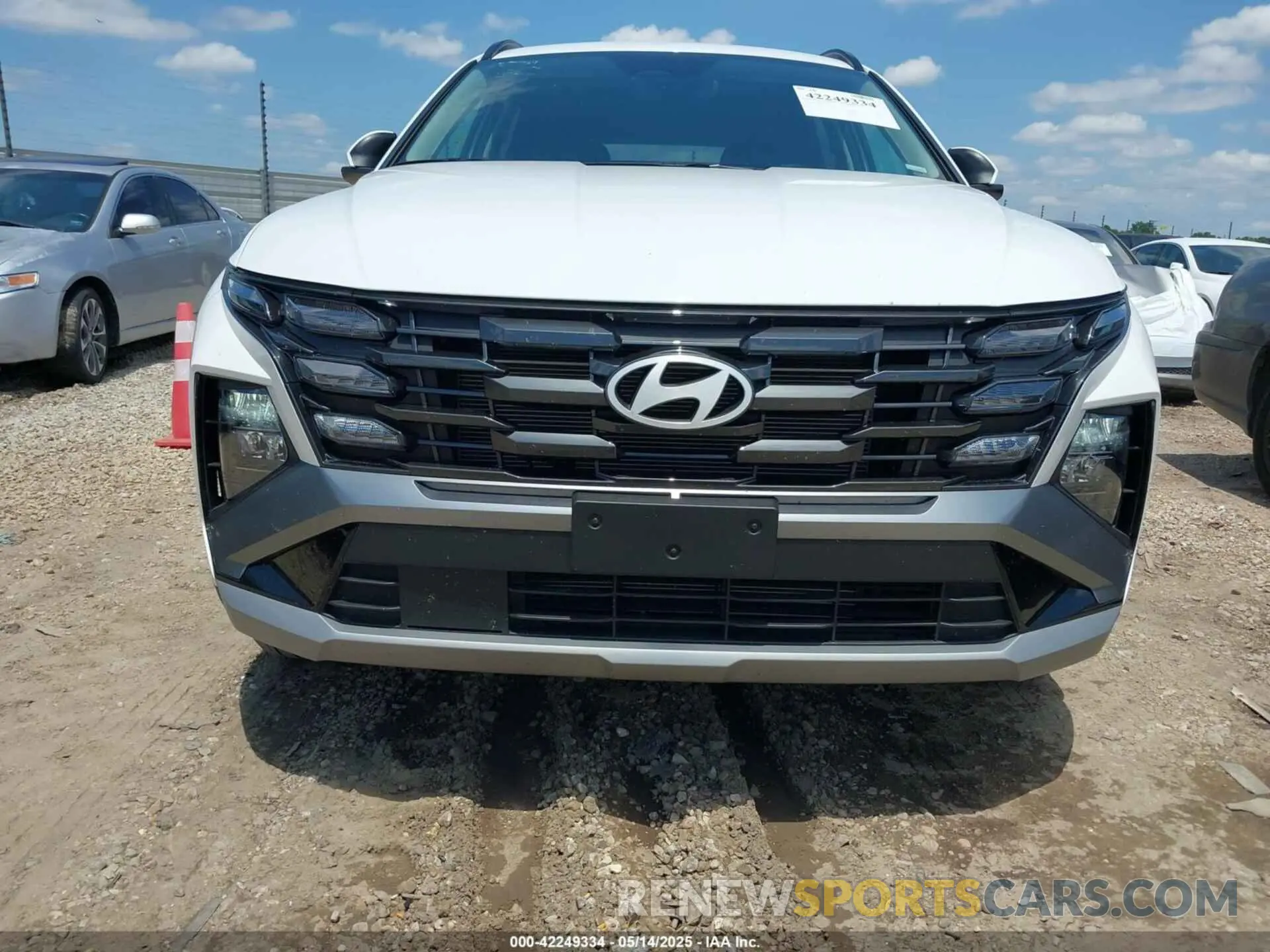 12 Photograph of a damaged car 5NMJBCDE3SH492287 HYUNDAI TUCSON 2025