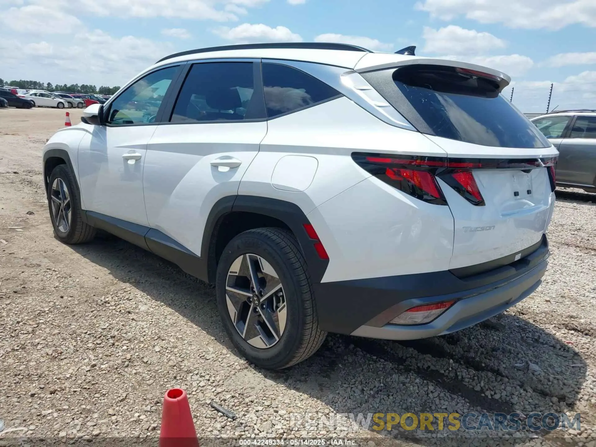 3 Photograph of a damaged car 5NMJBCDE3SH492287 HYUNDAI TUCSON 2025