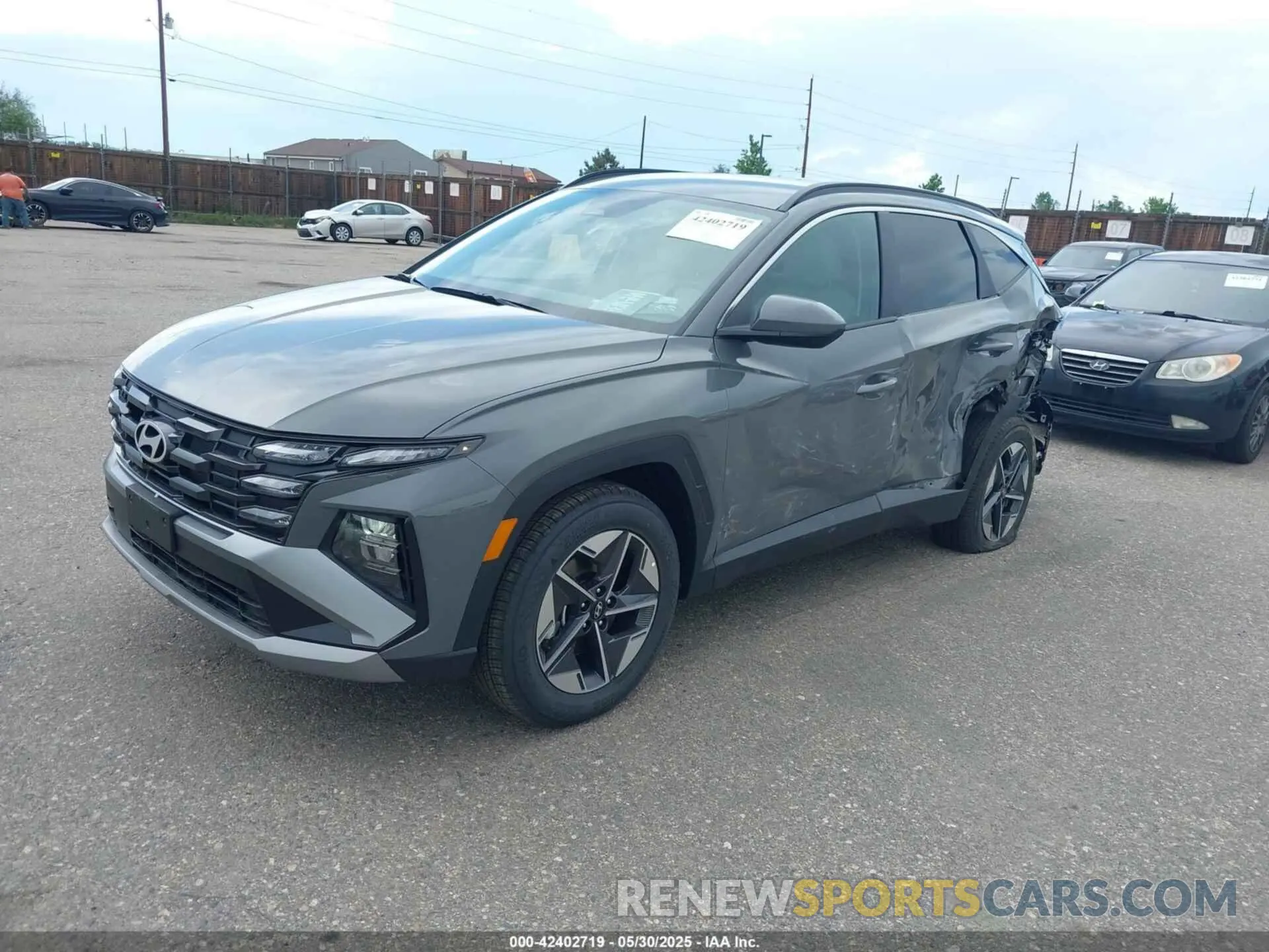 2 Photograph of a damaged car 5NMJBCDE3SH551063 HYUNDAI TUCSON 2025