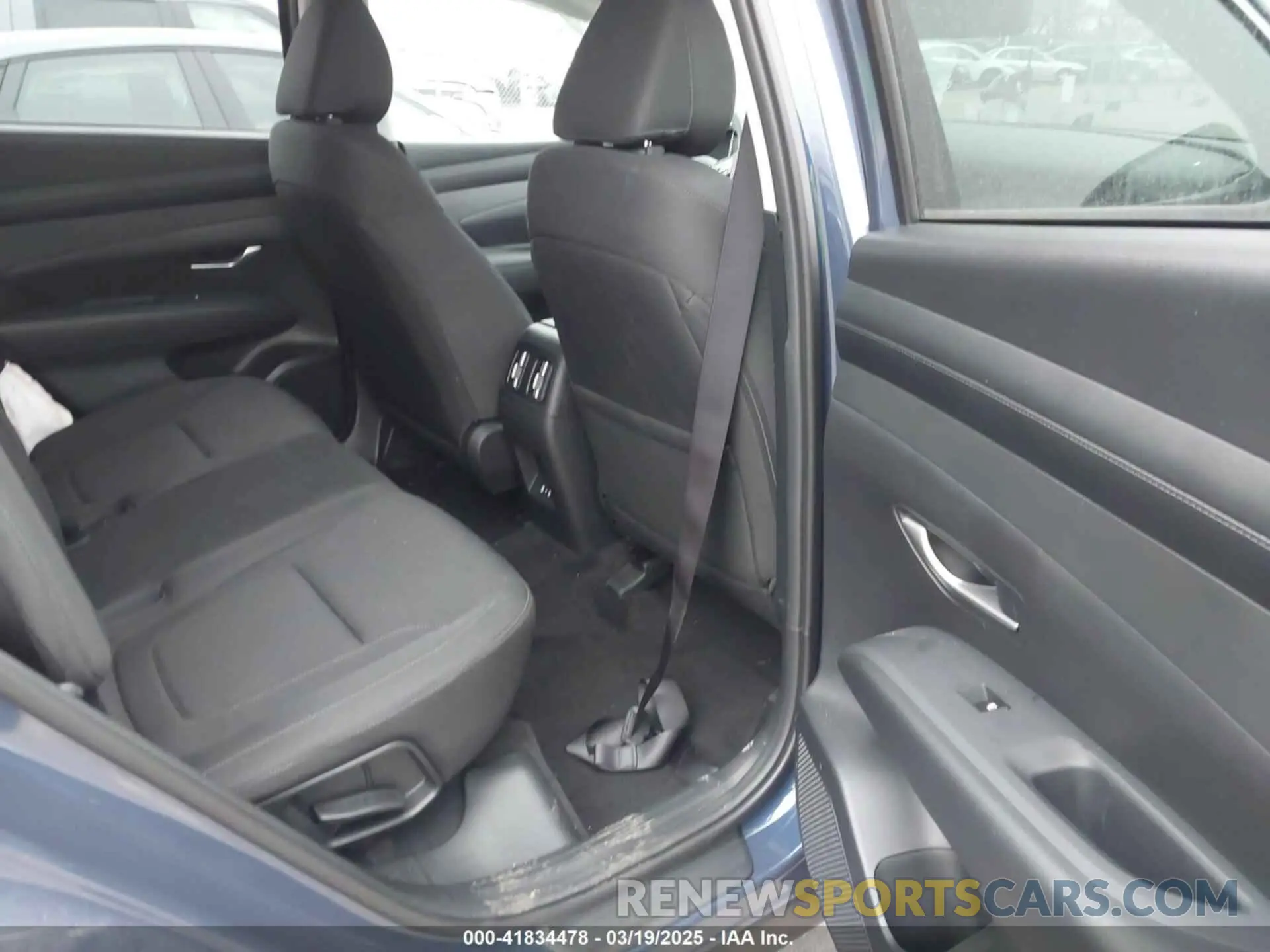 8 Photograph of a damaged car 5NMJBCDE4SH451263 HYUNDAI TUCSON 2025