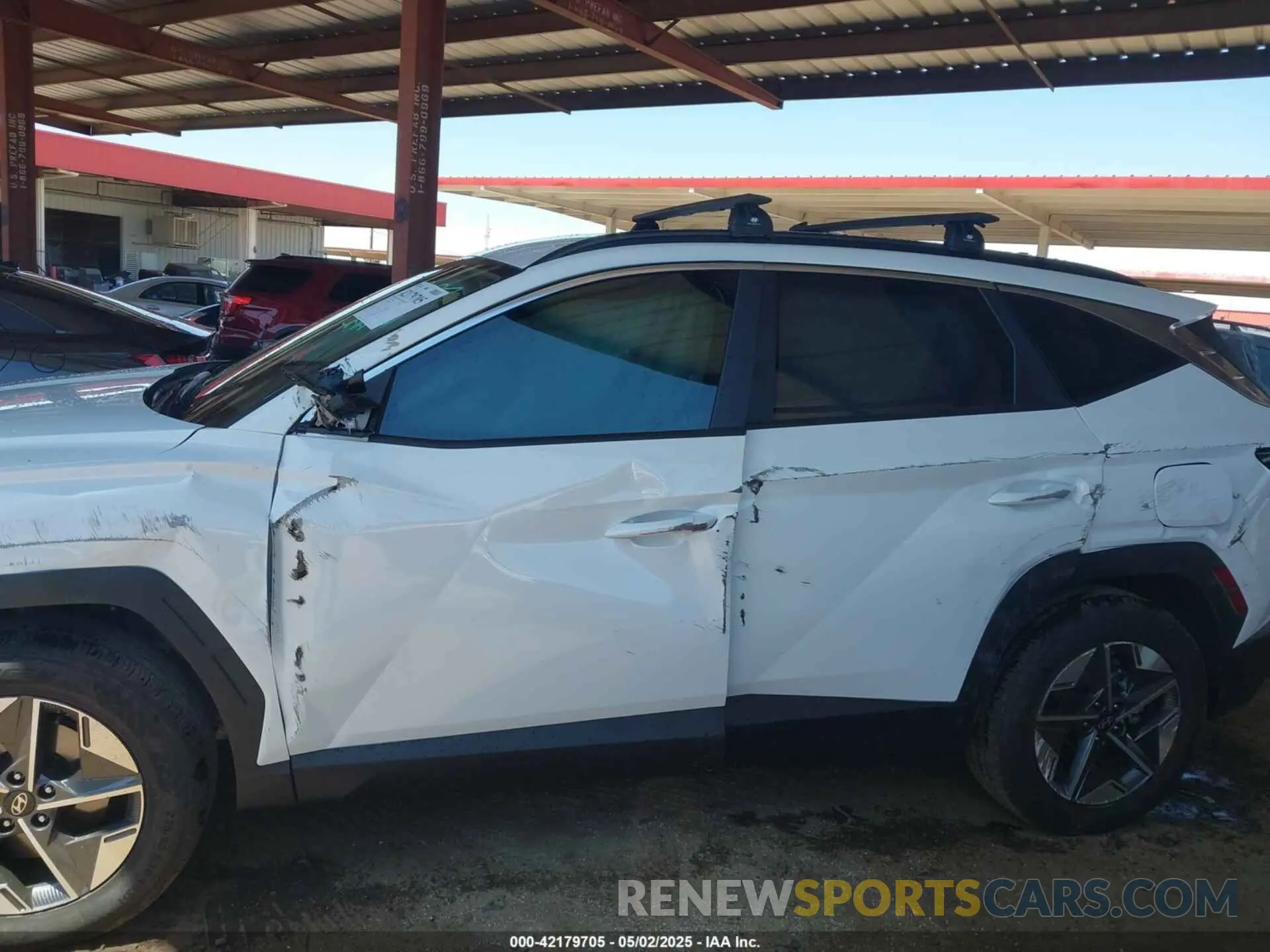 14 Photograph of a damaged car 5NMJBCDE4SH465843 HYUNDAI TUCSON 2025