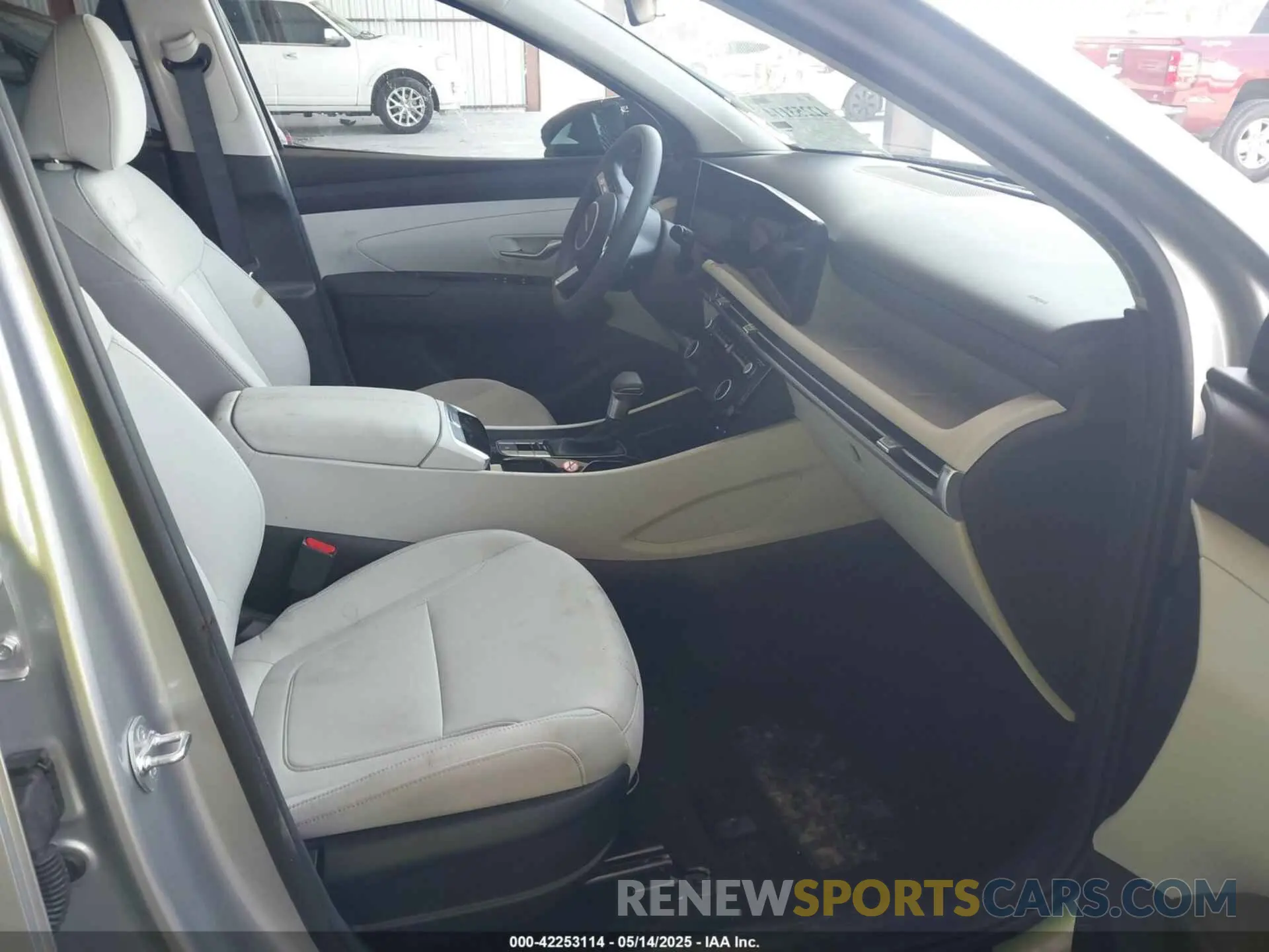5 Photograph of a damaged car 5NMJBCDE4SH491102 HYUNDAI TUCSON 2025