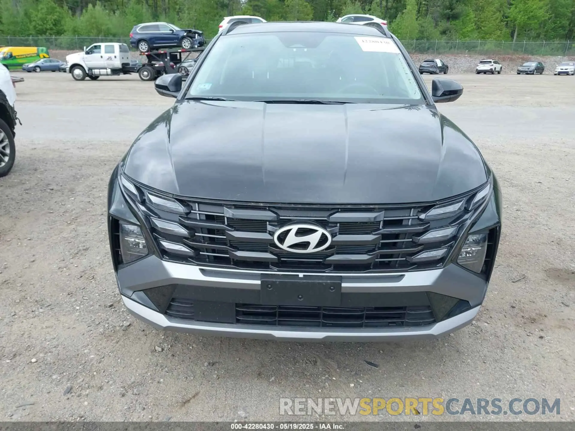 13 Photograph of a damaged car 5NMJBCDE4SH502373 HYUNDAI TUCSON 2025