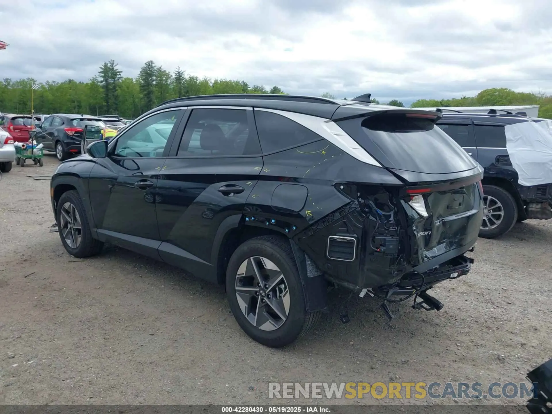 3 Photograph of a damaged car 5NMJBCDE4SH502373 HYUNDAI TUCSON 2025