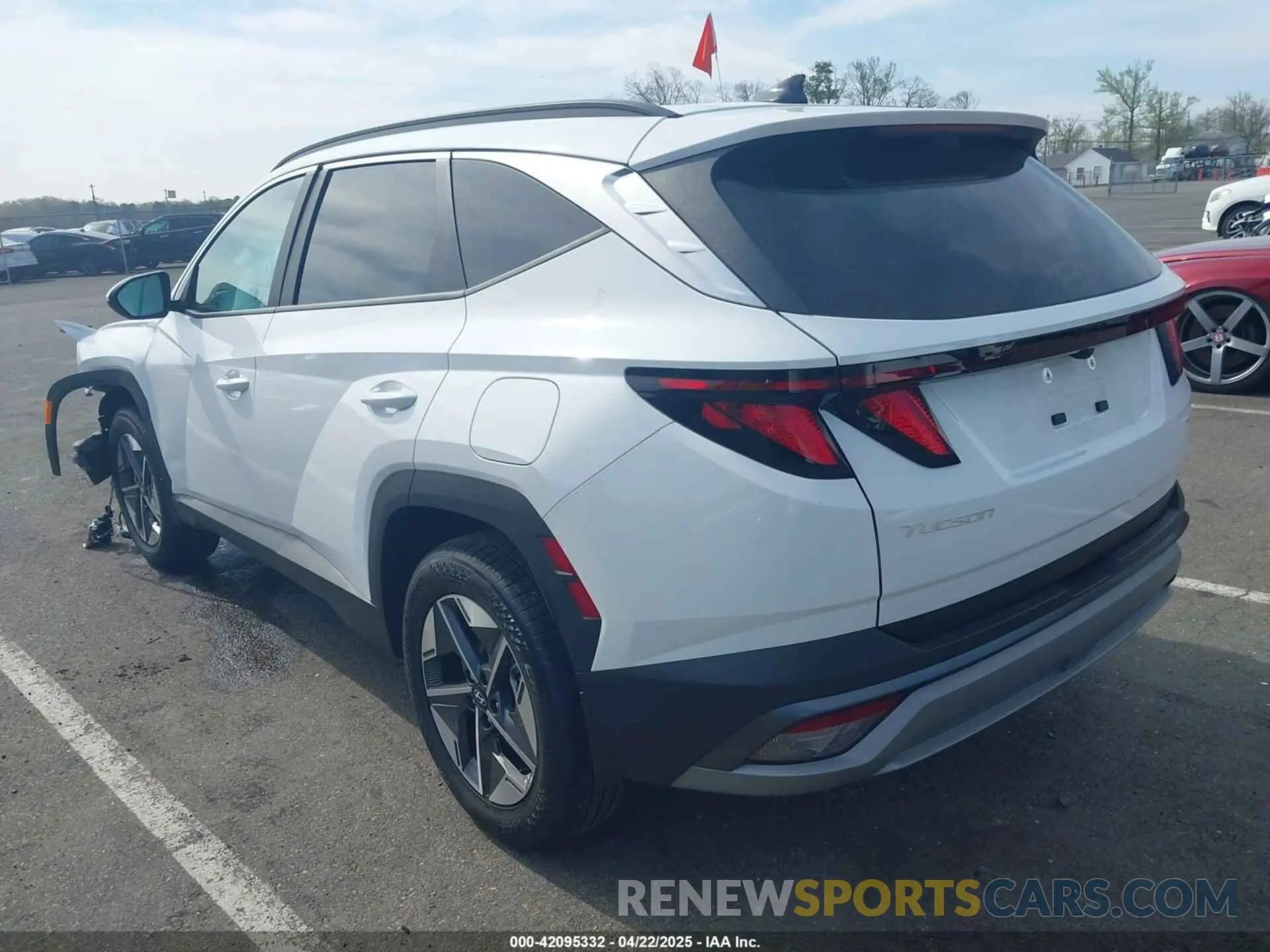 3 Photograph of a damaged car 5NMJBCDE4SH513695 HYUNDAI TUCSON 2025