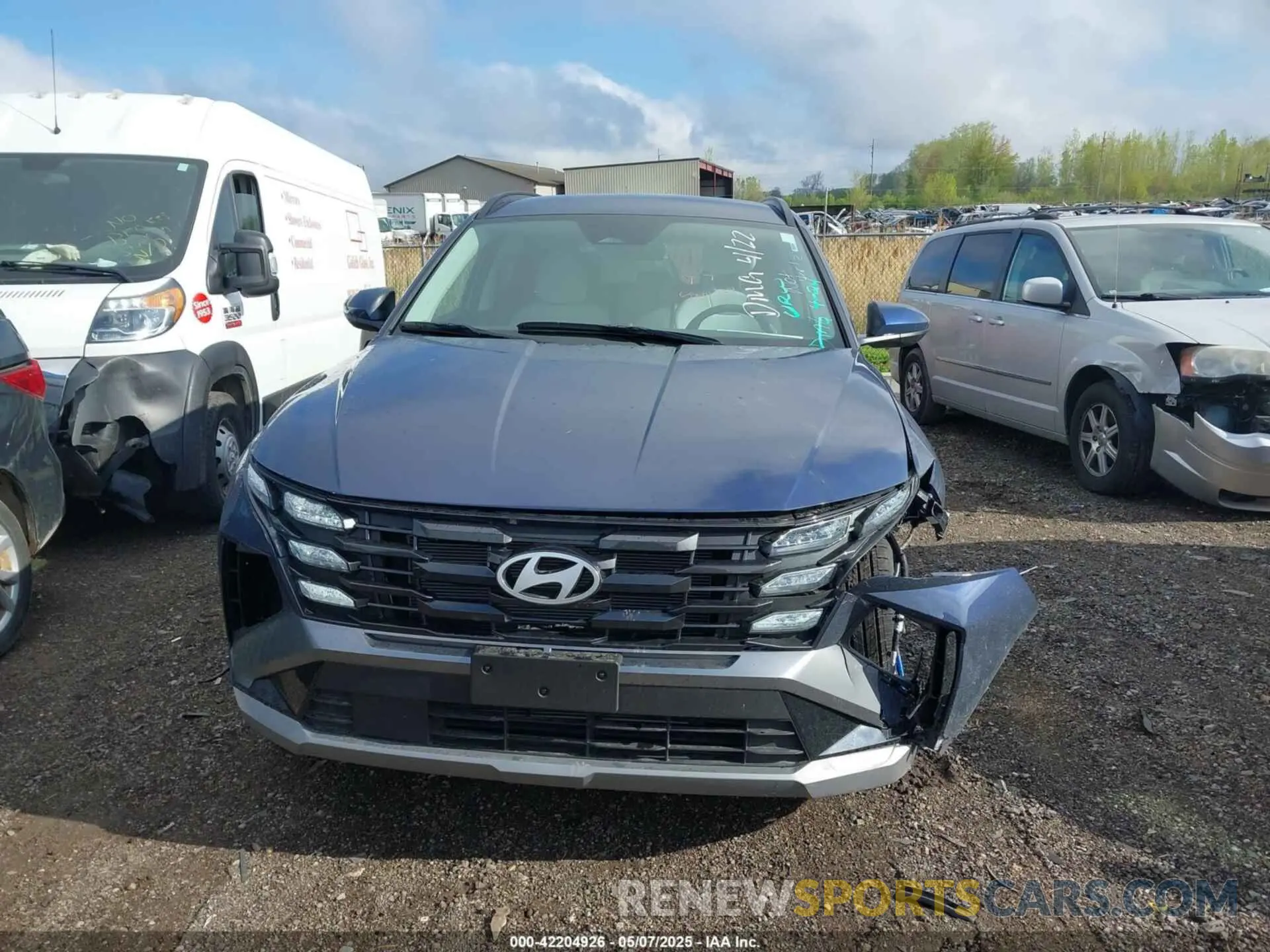 12 Photograph of a damaged car 5NMJBCDE4SH532473 HYUNDAI TUCSON 2025