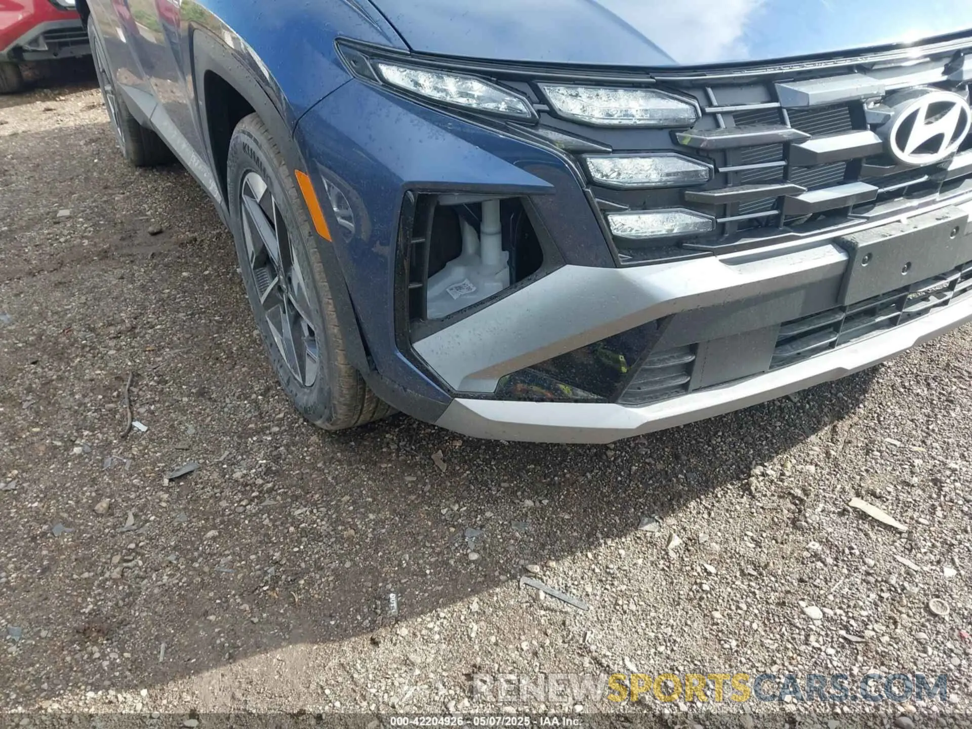 17 Photograph of a damaged car 5NMJBCDE4SH532473 HYUNDAI TUCSON 2025