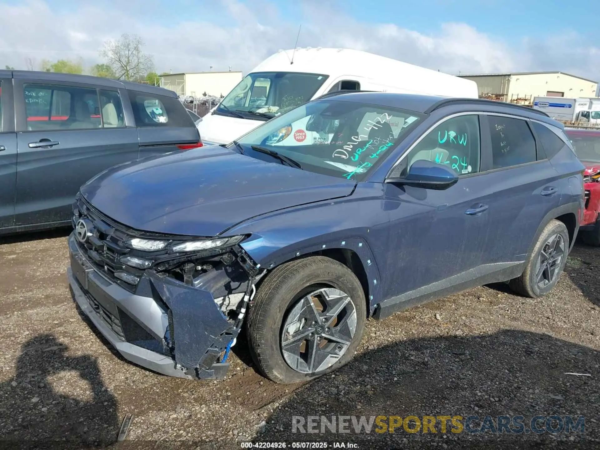2 Photograph of a damaged car 5NMJBCDE4SH532473 HYUNDAI TUCSON 2025