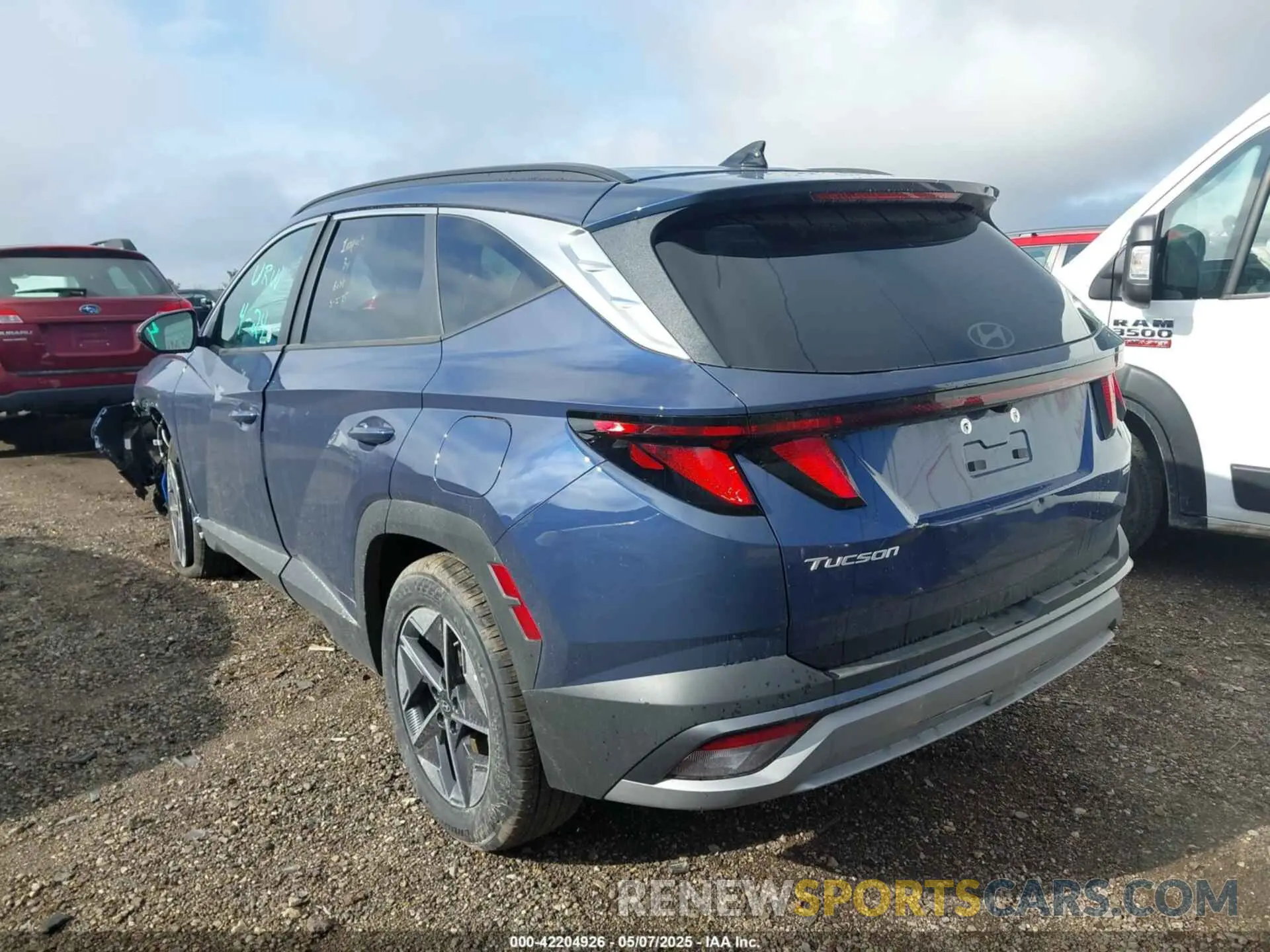 3 Photograph of a damaged car 5NMJBCDE4SH532473 HYUNDAI TUCSON 2025