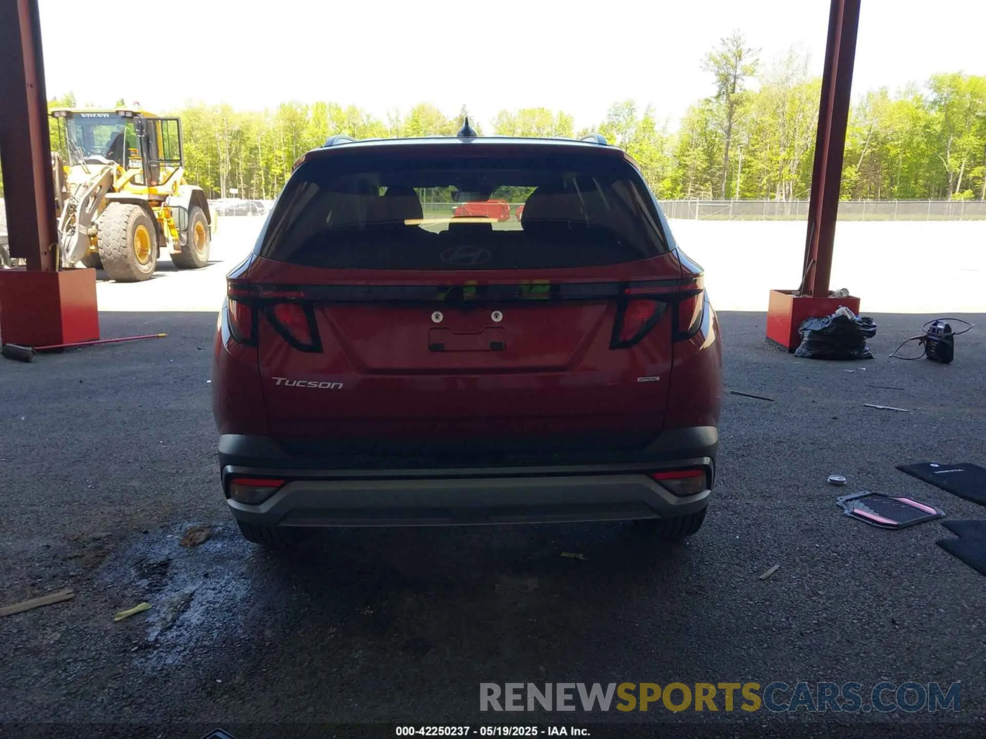 16 Photograph of a damaged car 5NMJBCDE4SH534157 HYUNDAI TUCSON 2025