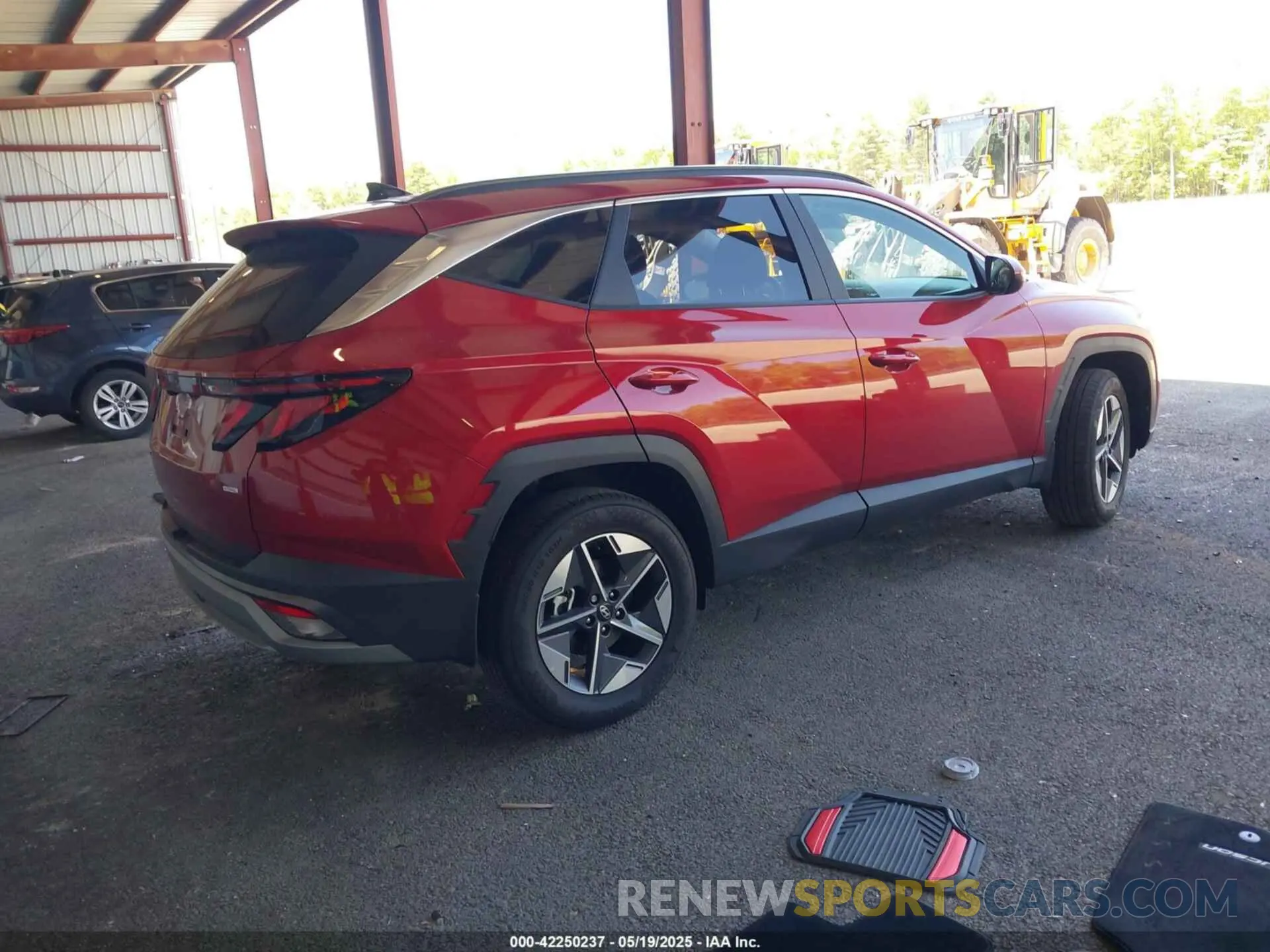 4 Photograph of a damaged car 5NMJBCDE4SH534157 HYUNDAI TUCSON 2025